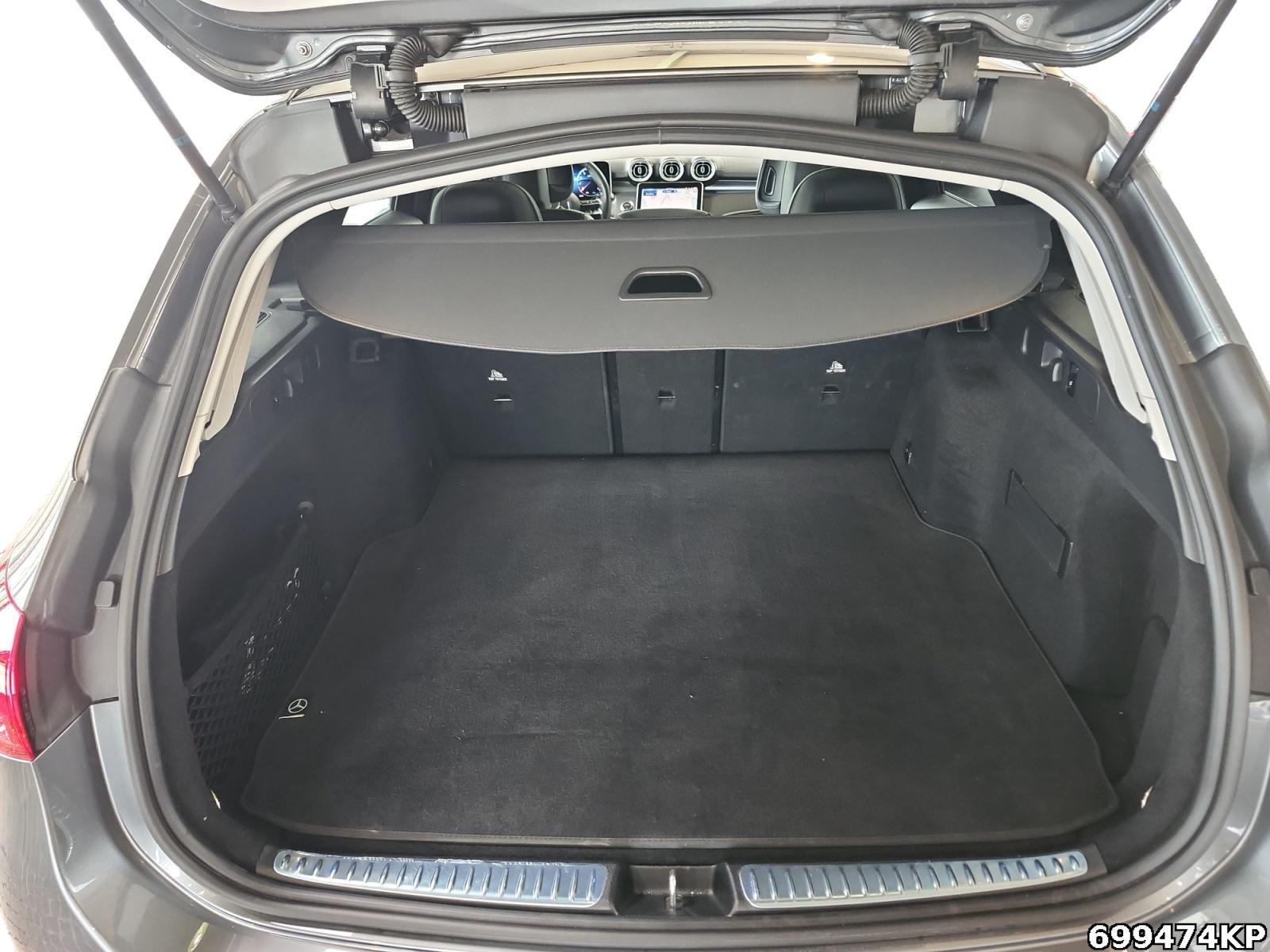Fahrzeugabbildung Mercedes-Benz C 200 T AMG AHK Night Pano Kamera KEYLESS EASYP