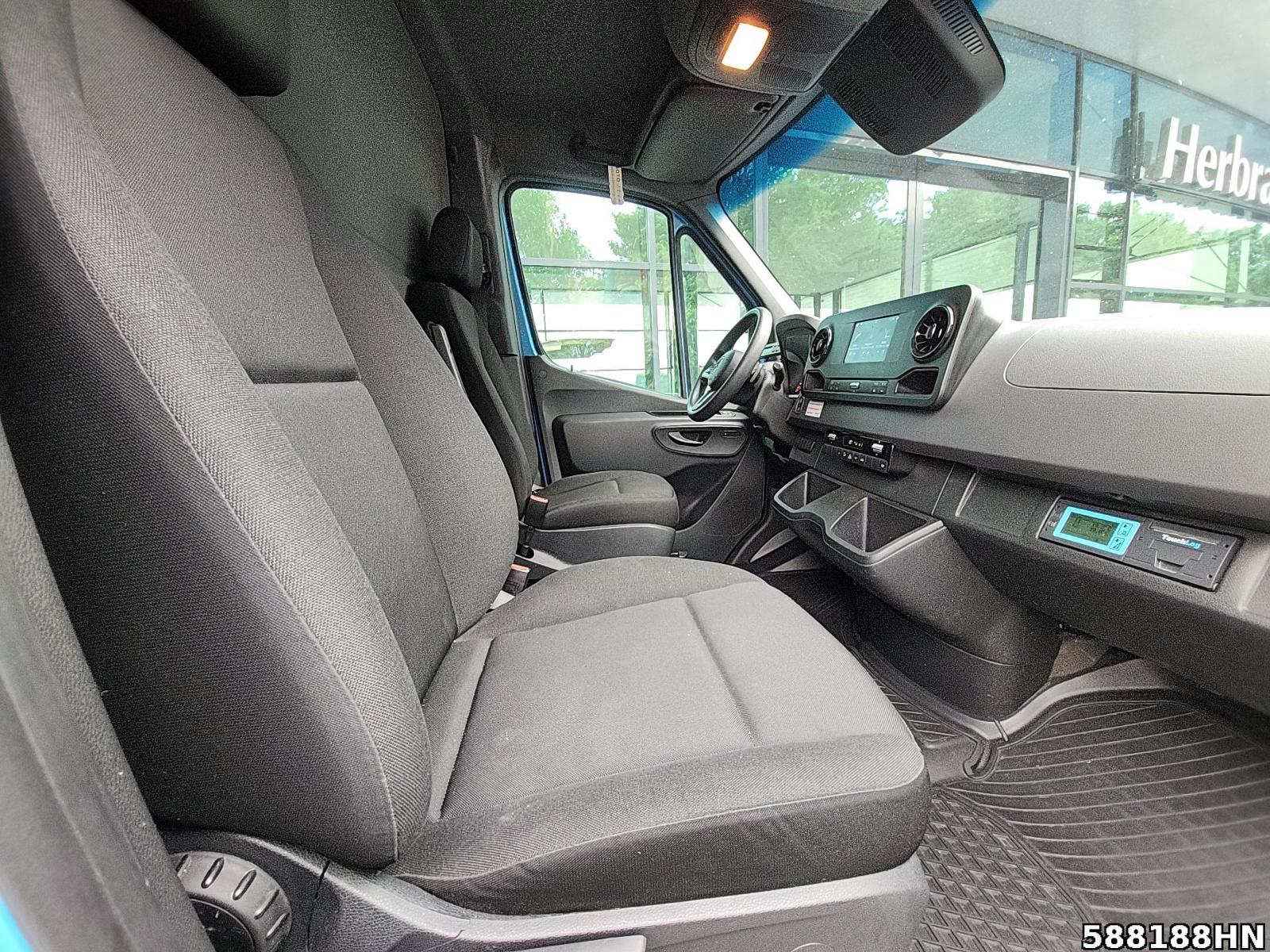 Fahrzeugabbildung Mercedes-Benz Sprinter 317 CDI Tiefkühlkoffer*Seitentür*V500m