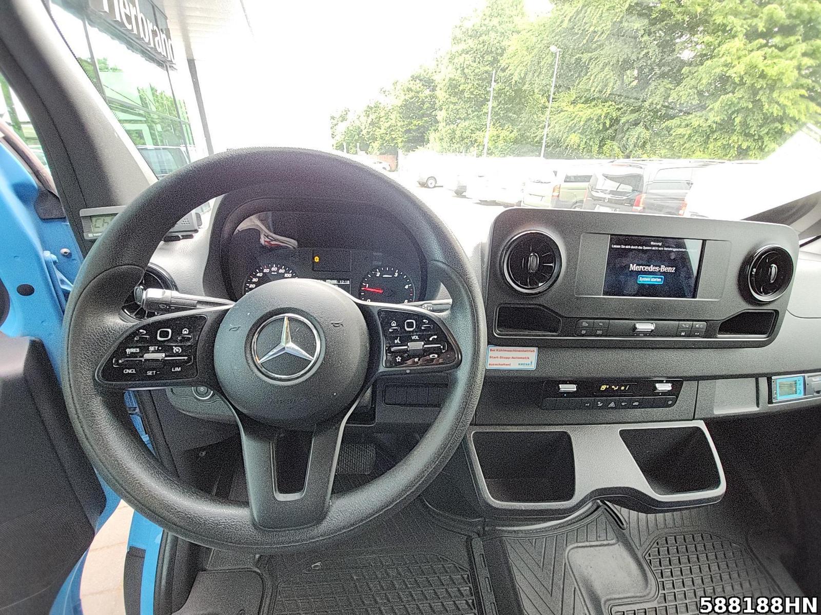 Fahrzeugabbildung Mercedes-Benz Sprinter 317 CDI Tiefkühlkoffer*Seitentür*V500m