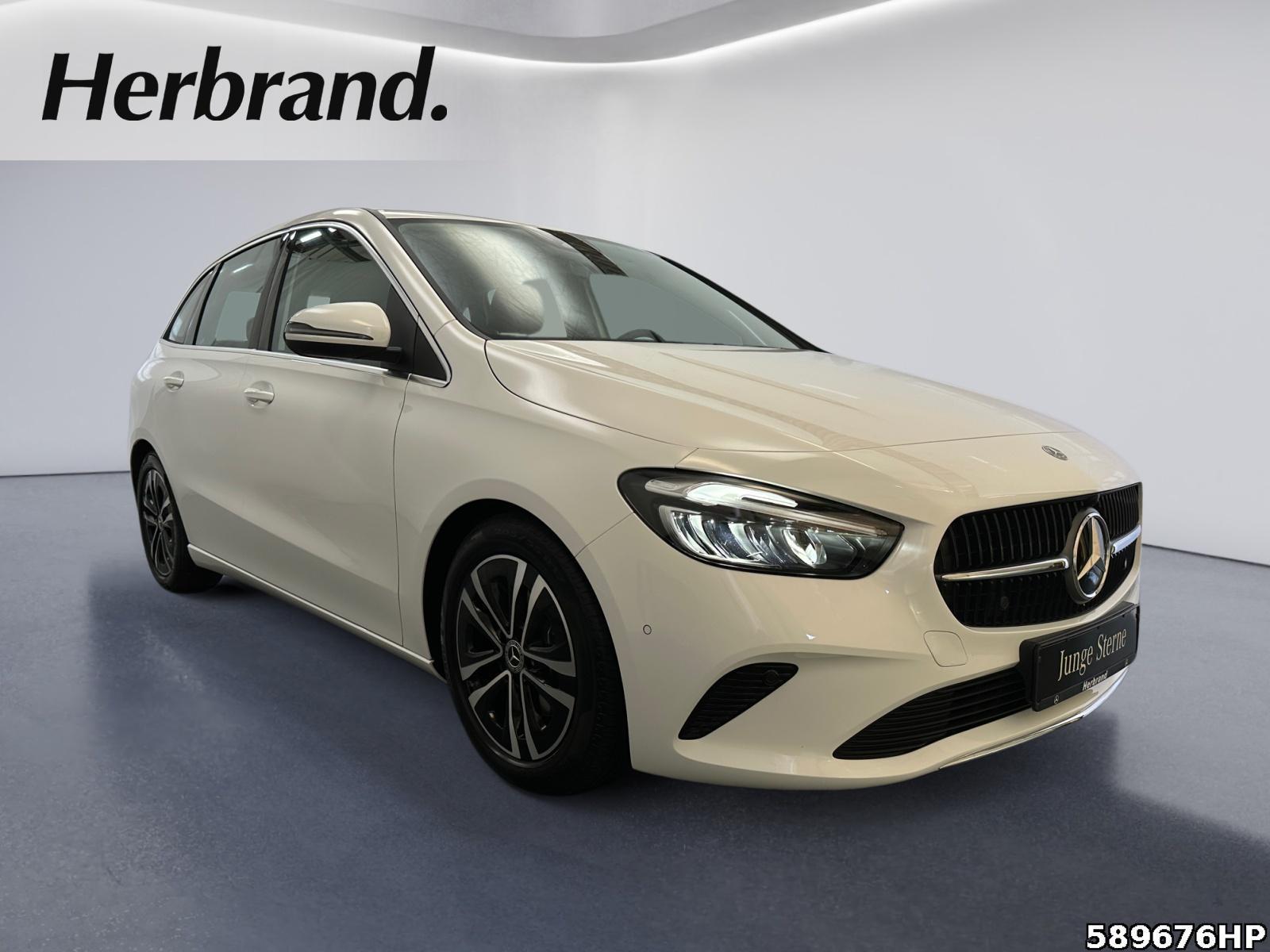Fahrzeugabbildung Mercedes-Benz B 180 Progressive AHK Lenkradhzg. Rückfahrkamer