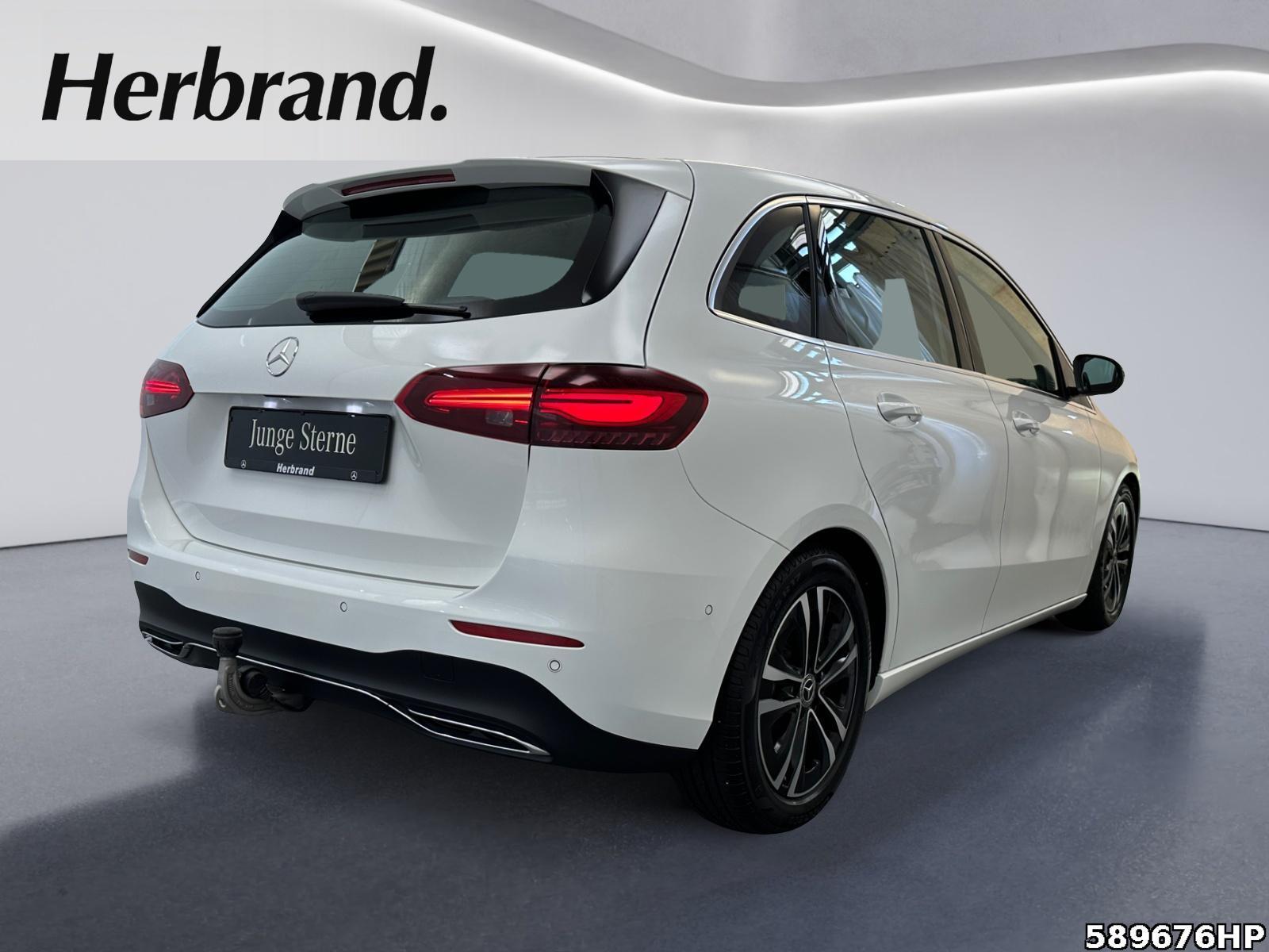 Fahrzeugabbildung Mercedes-Benz B 180 Progressive AHK Lenkradhzg. Rückfahrkamer