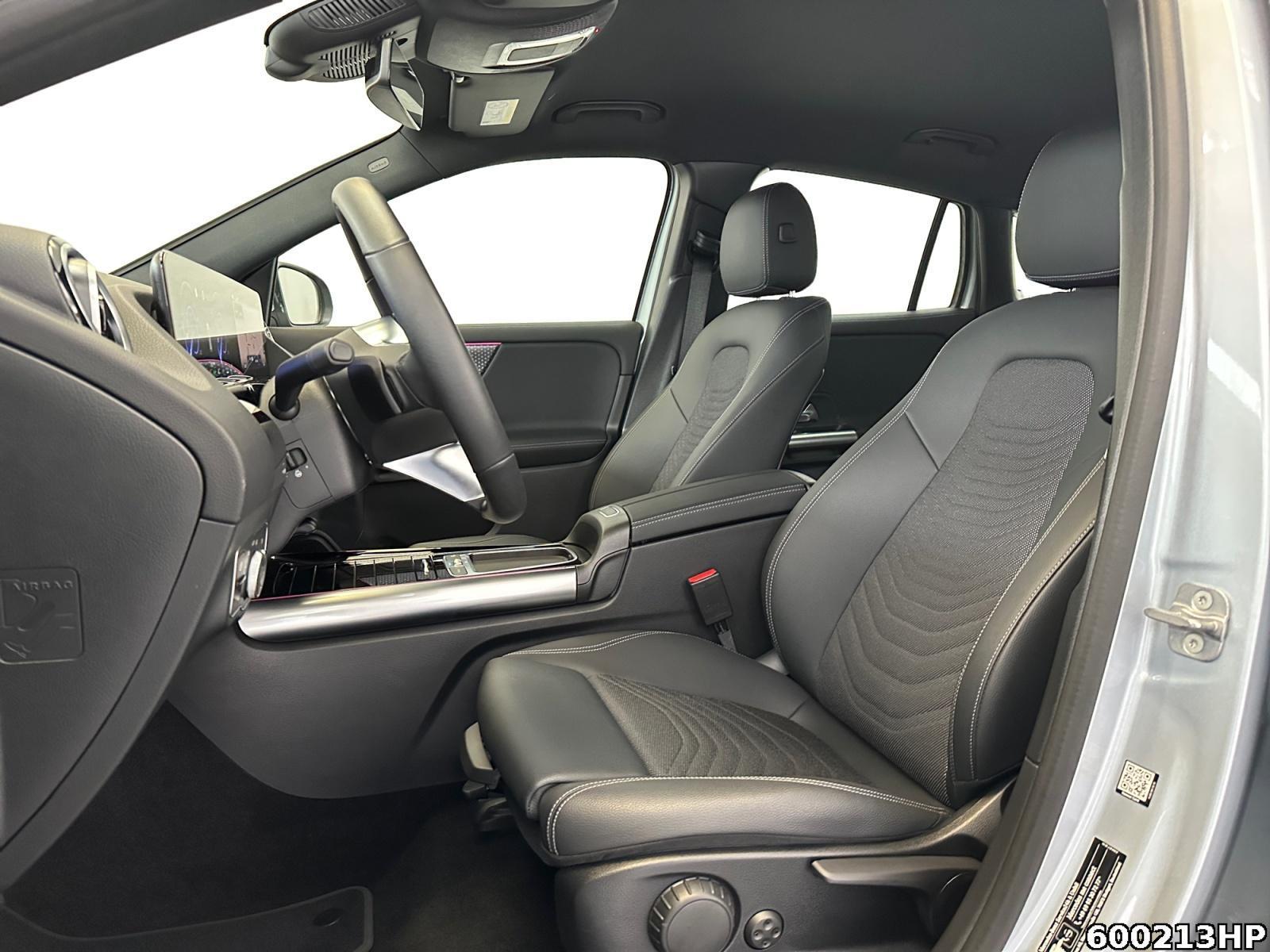 Fahrzeugabbildung Mercedes-Benz EQA Progressive Distronic Easypack Ambiente