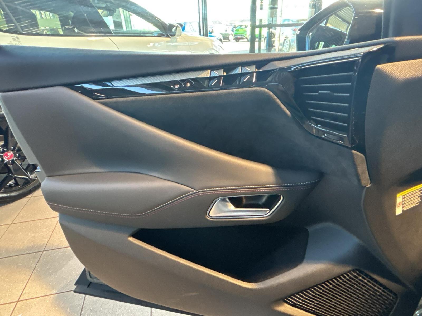 Fahrzeugabbildung DS Automobiles DS4 Performance Line +DAB+KLIMA+TEMPOMAT+LED+