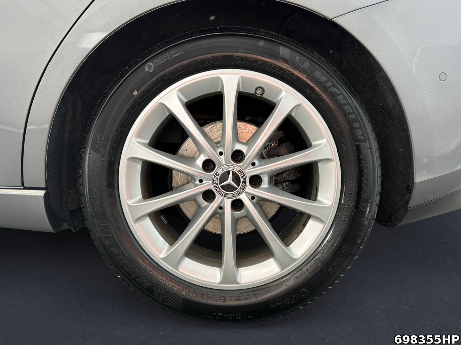 Fahrzeugabbildung Mercedes-Benz B 180 Progressive AHK Kamera Totw. Spurhalte