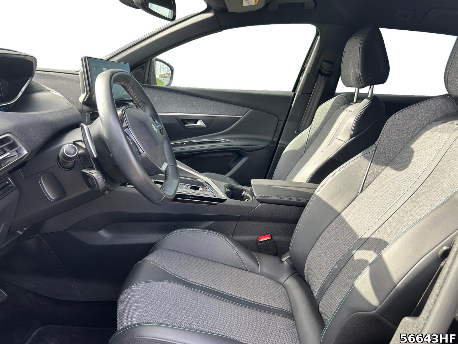 Fahrzeugabbildung Peugeot 3008 Allure Pack*Sitzhzg*Navi*PDC+CAM*LED*