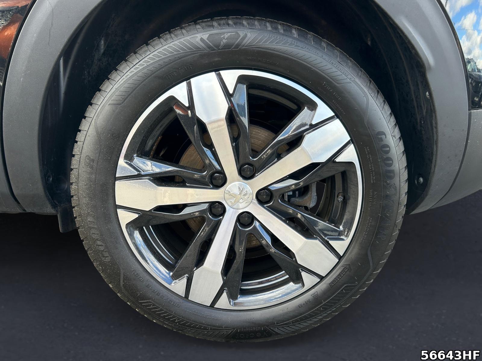 Fahrzeugabbildung Peugeot 3008 Allure Pack*Sitzhzg*Navi*PDC+CAM*LED*