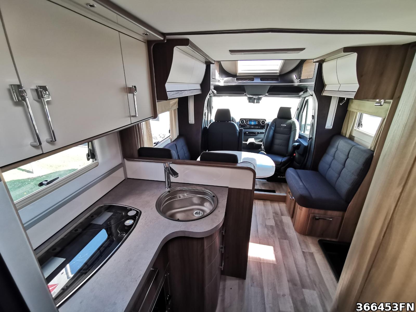 Fahrzeugabbildung Kabe Travel Master Royal x810 LGB / x780