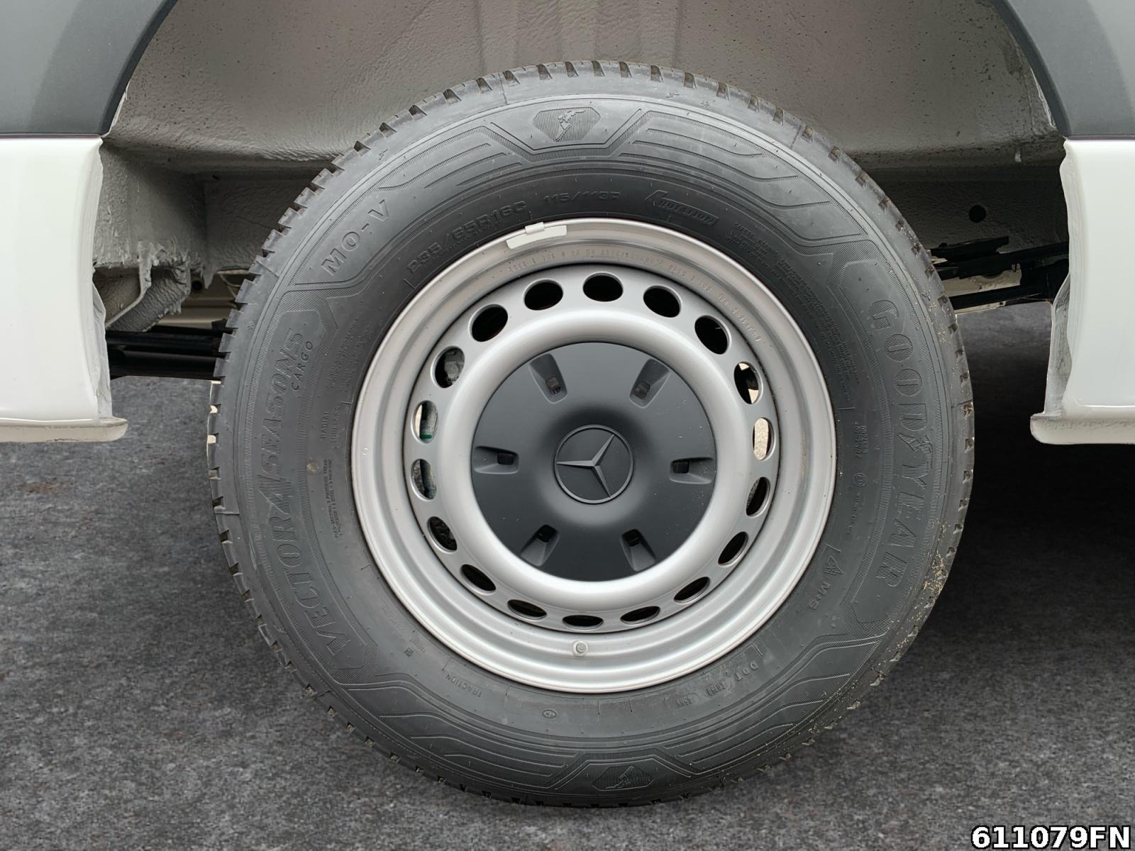 Fahrzeugabbildung Mercedes-Benz Sprinter 315 L3H2 *FRISCHDIENST*KAMERA*TEMPOMAT