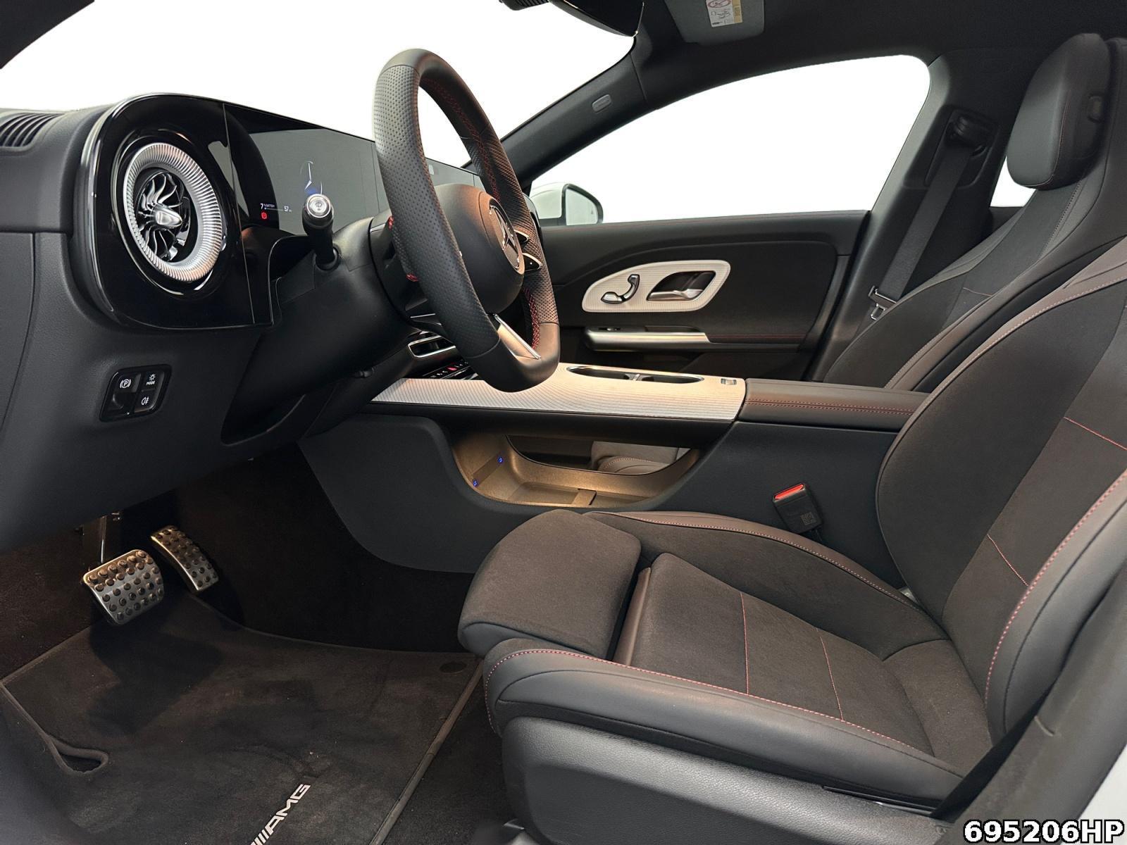 Fahrzeugabbildung Mercedes-Benz CLA 250 +AMG+AHK+MEMORY+WINTERPAKET+KEYLESS