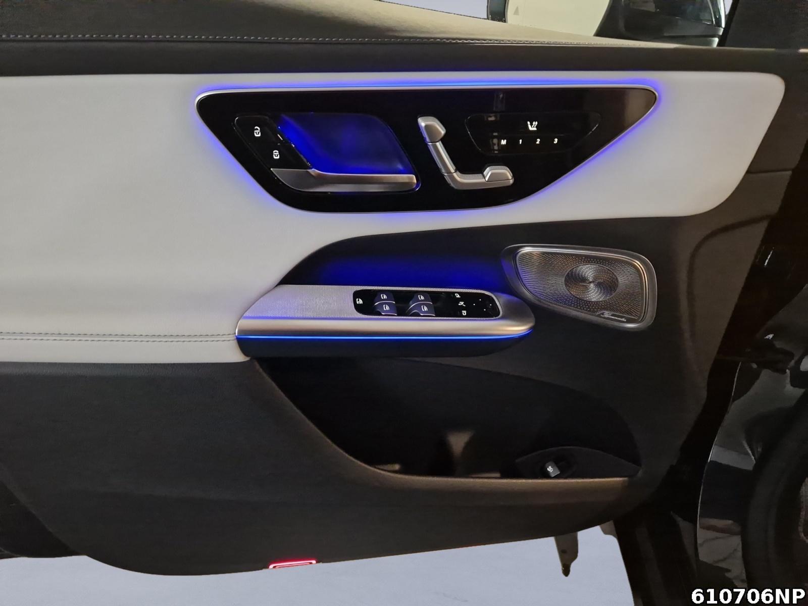 Fahrzeugabbildung Mercedes-Benz GLC 300 de 4M AMG AHK Pano360° Burmester HUD LED