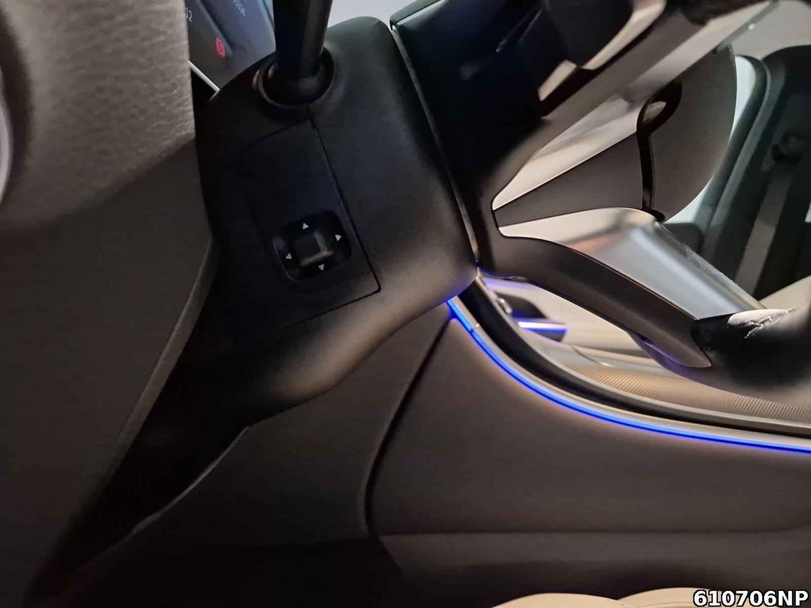 Fahrzeugabbildung Mercedes-Benz GLC 300 de 4M AMG AHK Pano360° Burmester HUD LED