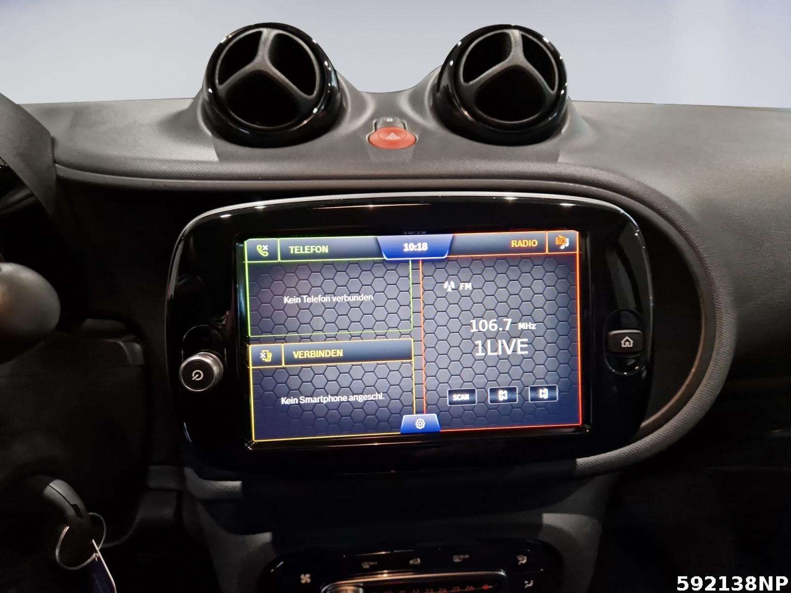 Fahrzeugabbildung Smart ForTwo EQ 22KW Sitzhzg CarPlay 15