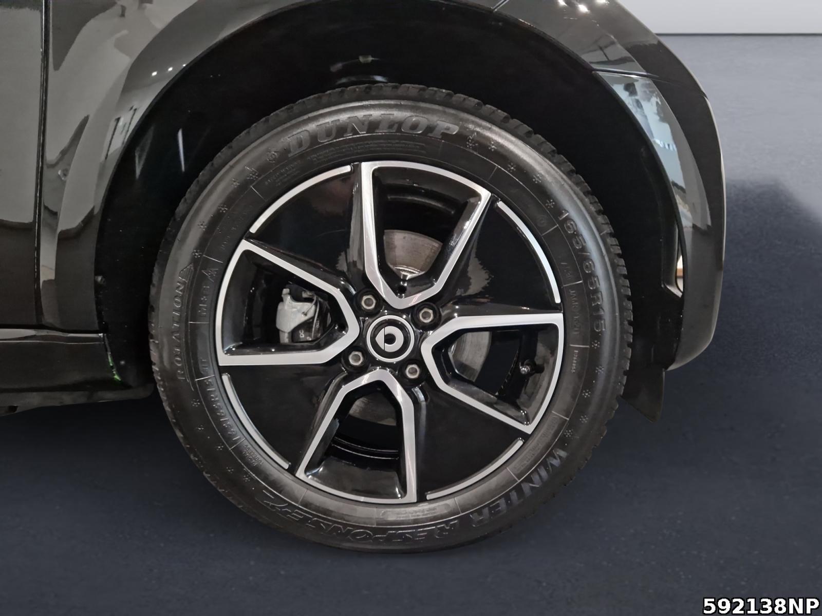 Fahrzeugabbildung Smart ForTwo EQ 22KW Sitzhzg CarPlay 15