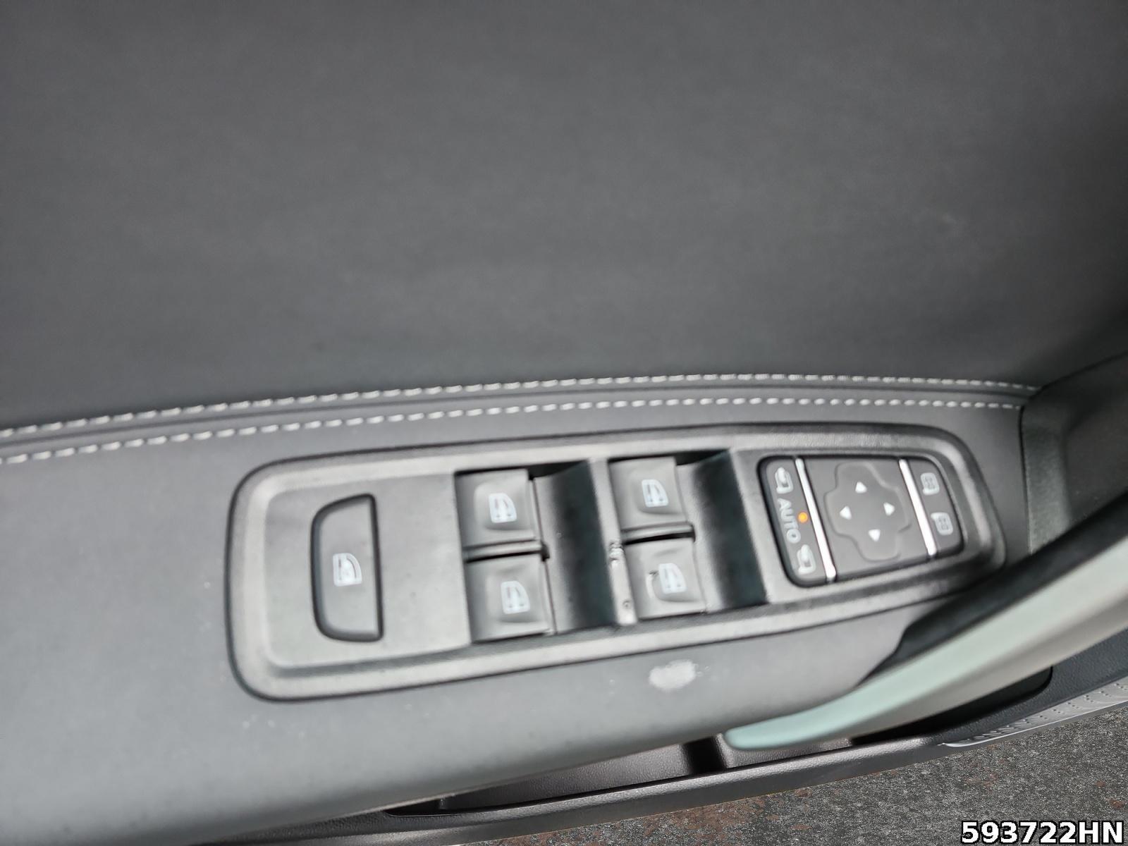 Fahrzeugabbildung Mercedes-Benz T-Klasse PROGRESSIVE Standard