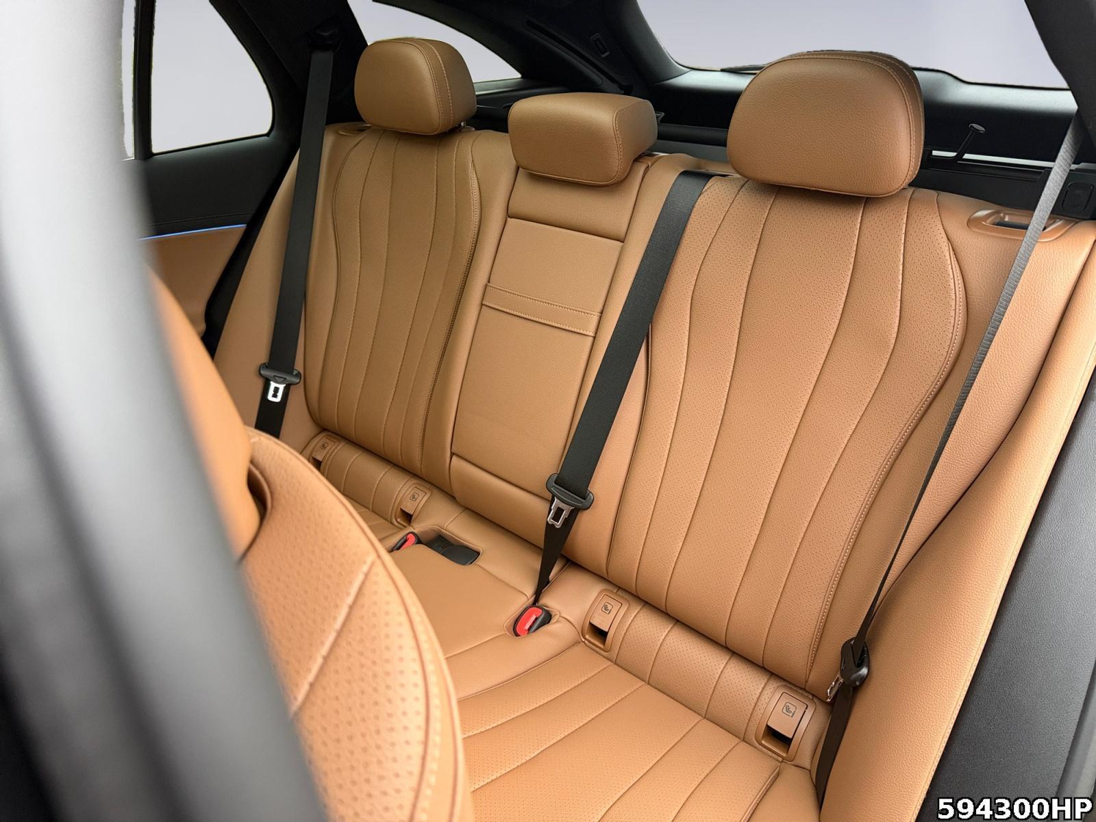 Fahrzeugabbildung Mercedes-Benz E 300 4M T All-Terrain 360°Panorama Burmester