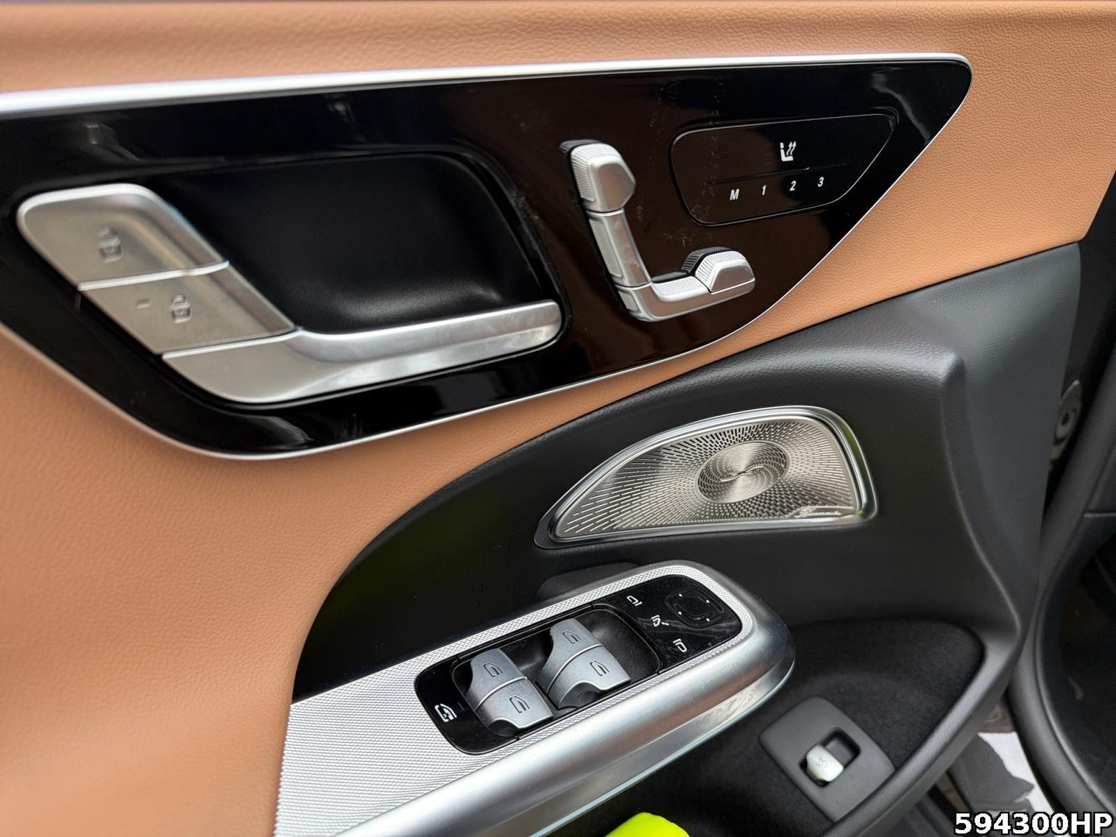 Fahrzeugabbildung Mercedes-Benz E 300 4M T All-Terrain 360°Panorama Burmester