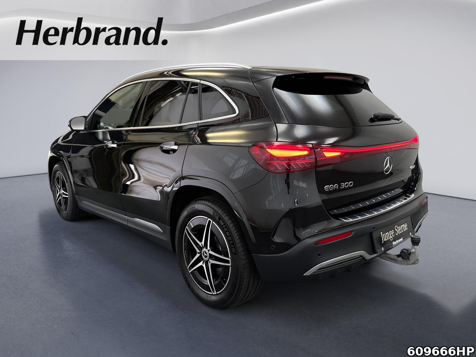 Fahrzeugabbildung Mercedes-Benz EQA 4M AMG AHK Keyless Ambiente Lenkradhzg.