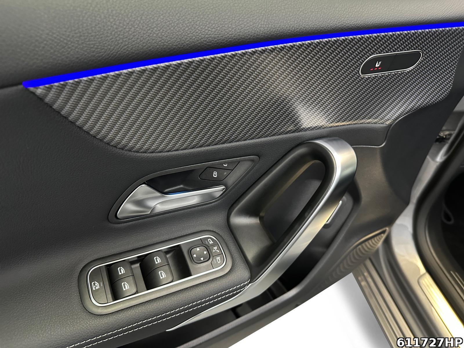 Fahrzeugabbildung Mercedes-Benz A 250 e Progressive Distronic Keyless Ambiente.