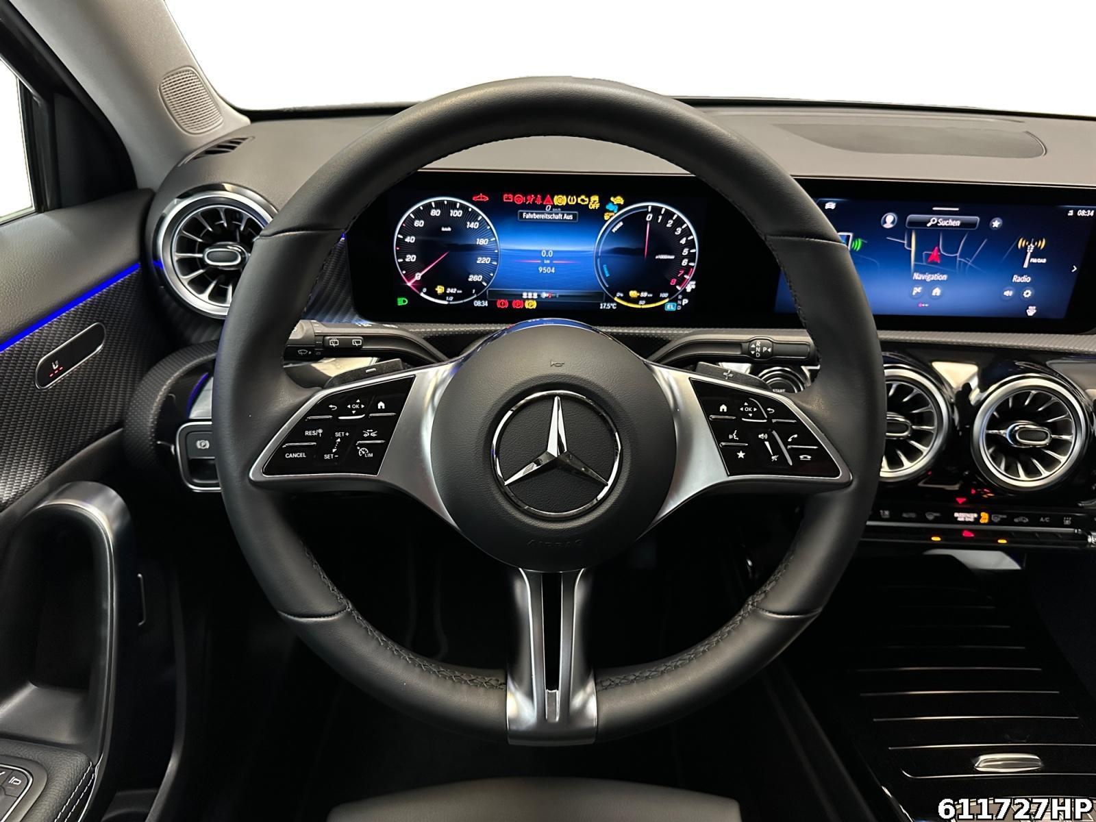 Fahrzeugabbildung Mercedes-Benz A 250 e Progressive Distronic Keyless Ambiente.