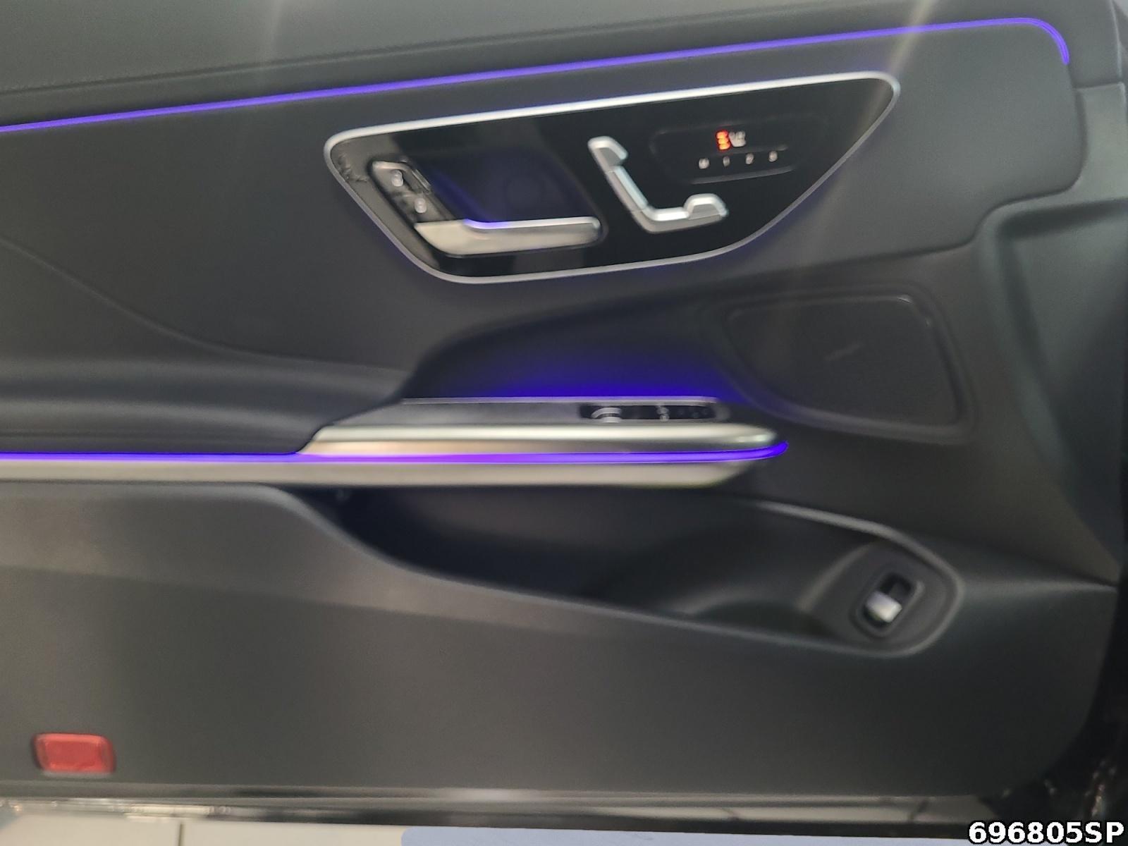 Fahrzeugabbildung Mercedes-Benz CLE 200 AMG Pano KEYLESS Memory Lenkradheizung