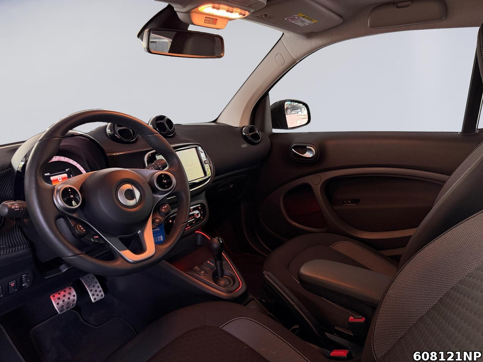 Fahrzeugabbildung Smart ForTwo EQ Coupé LED 16