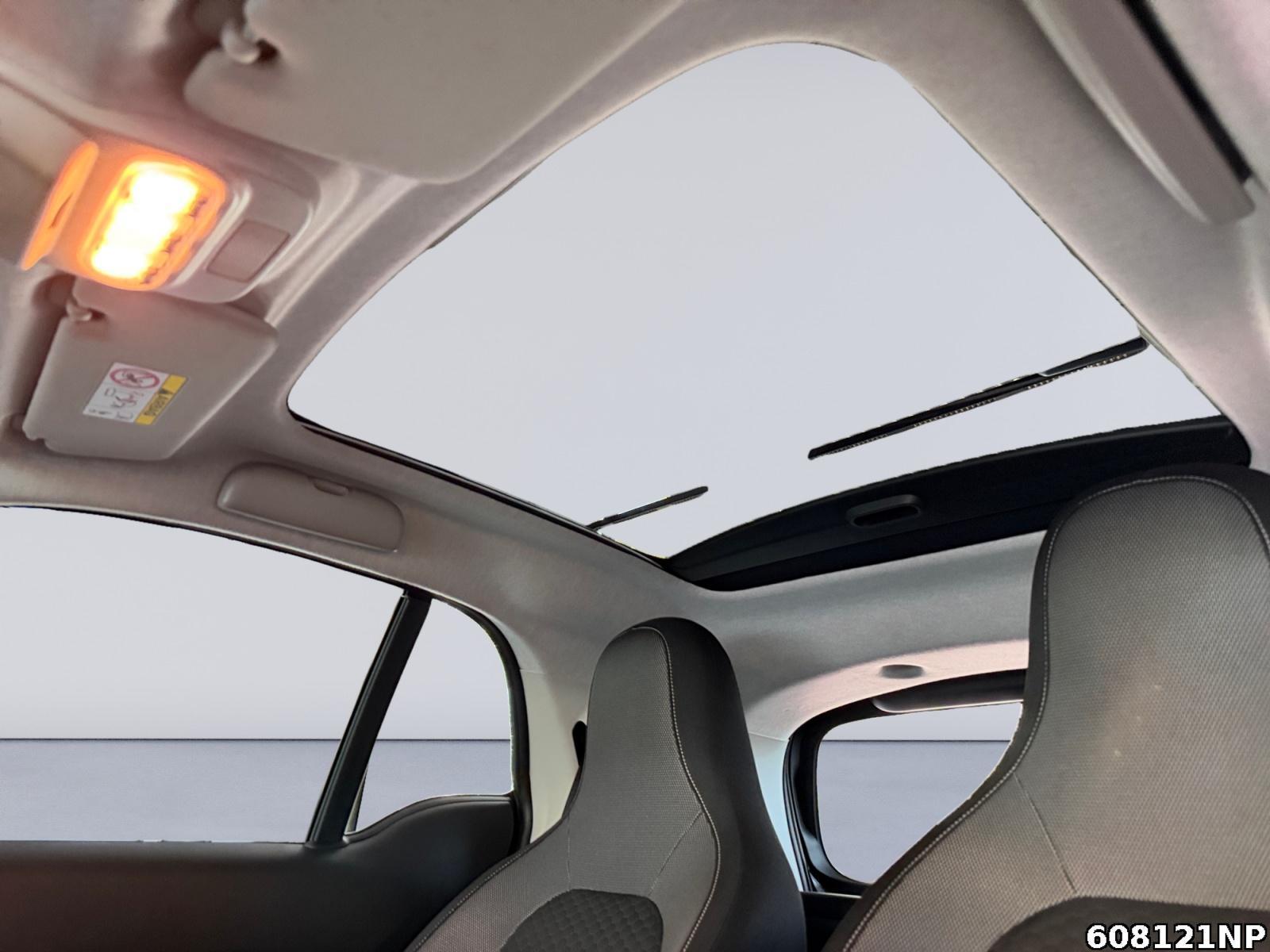 Fahrzeugabbildung Smart ForTwo EQ Coupé LED 16