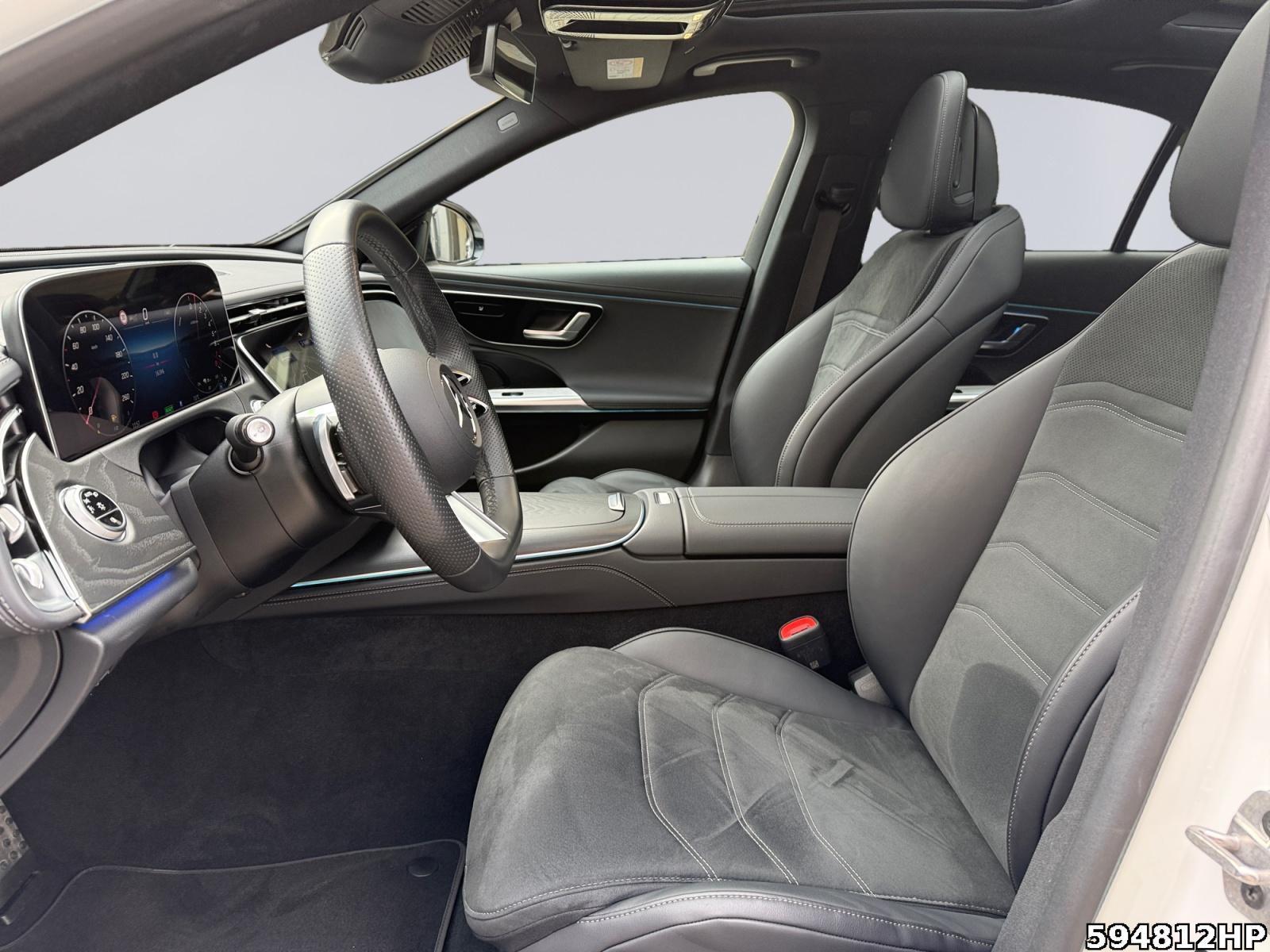 Fahrzeugabbildung Mercedes-Benz E 300 e Limousine AMG Line Pano Night Kamera 19