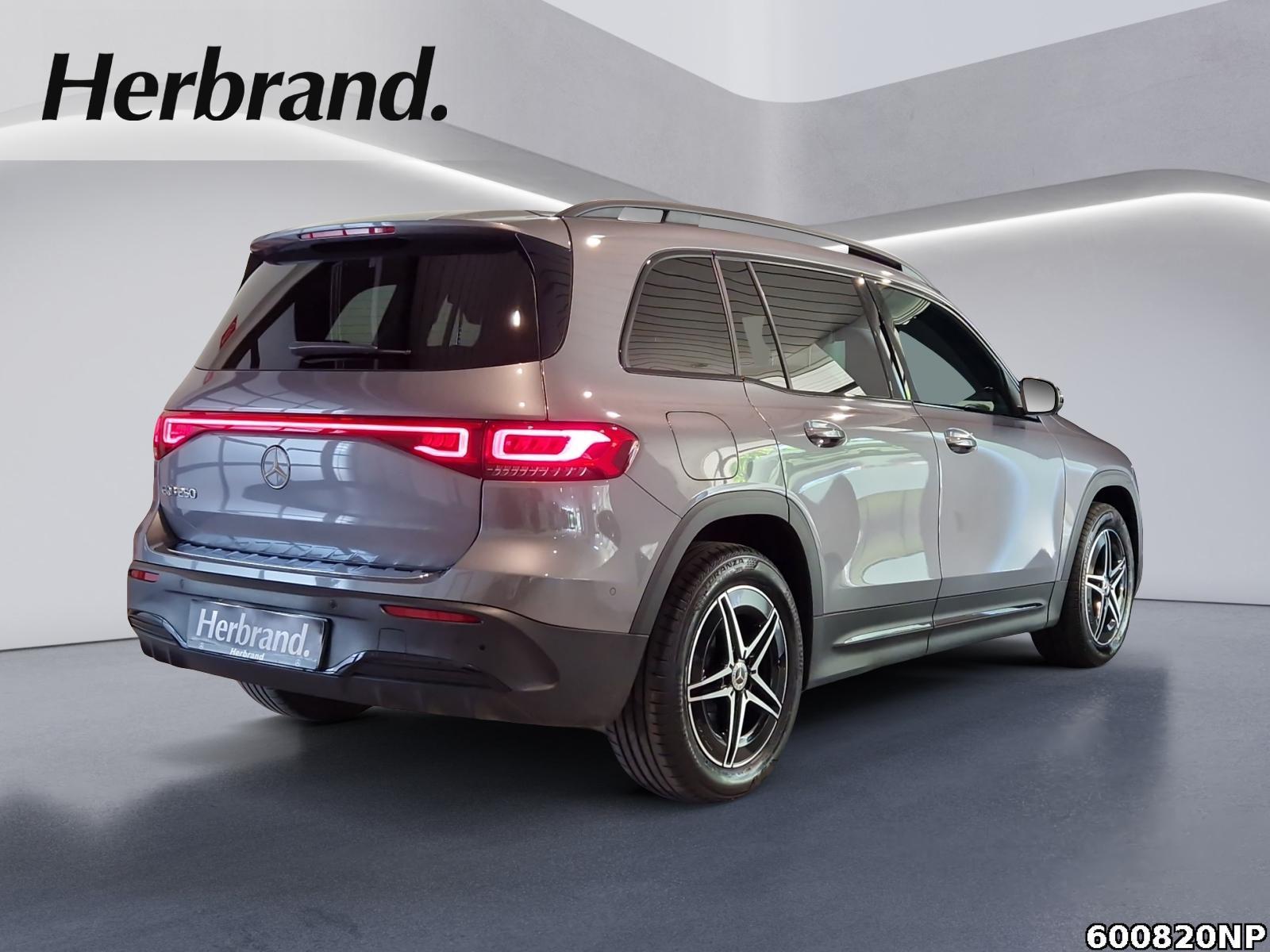 Fahrzeugabbildung Mercedes-Benz EQB AMG Night Pano Burmester Distronic 360°