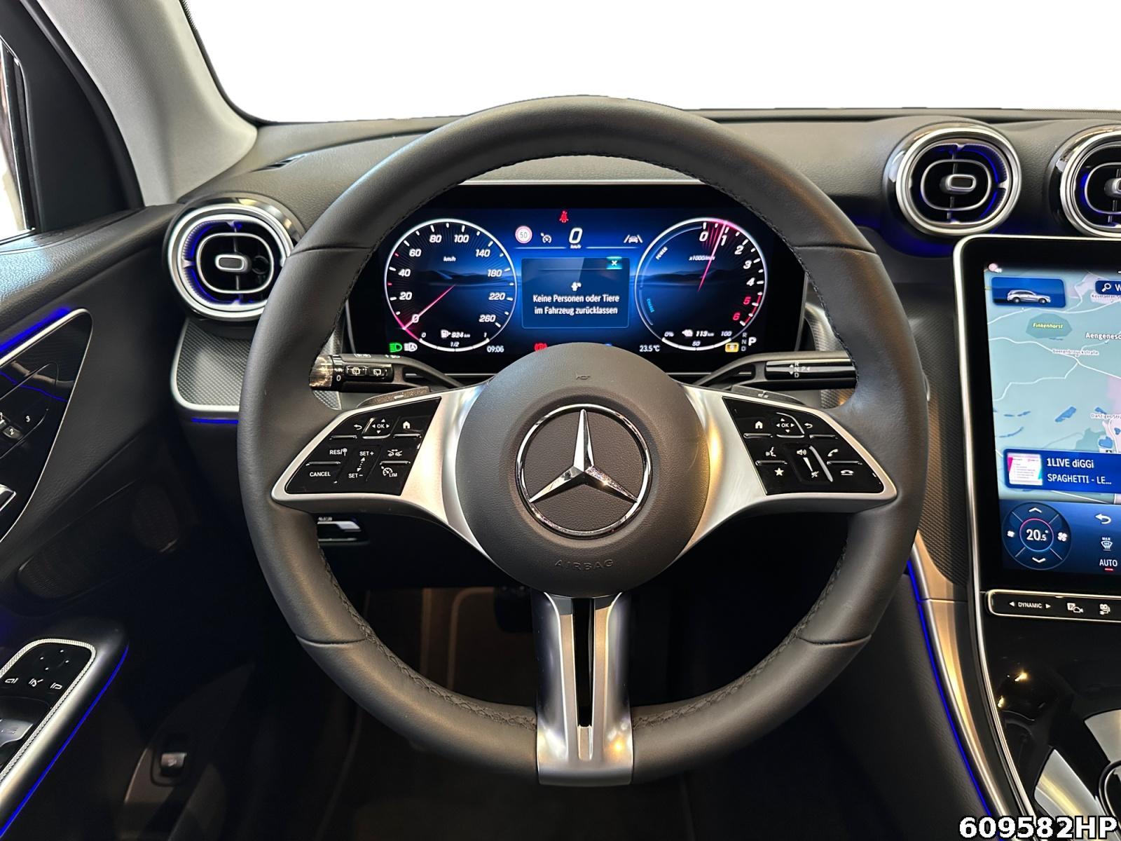 Fahrzeugabbildung Mercedes-Benz GLC 300 de 4M Avantgarde AHK Memory Kamera LED.