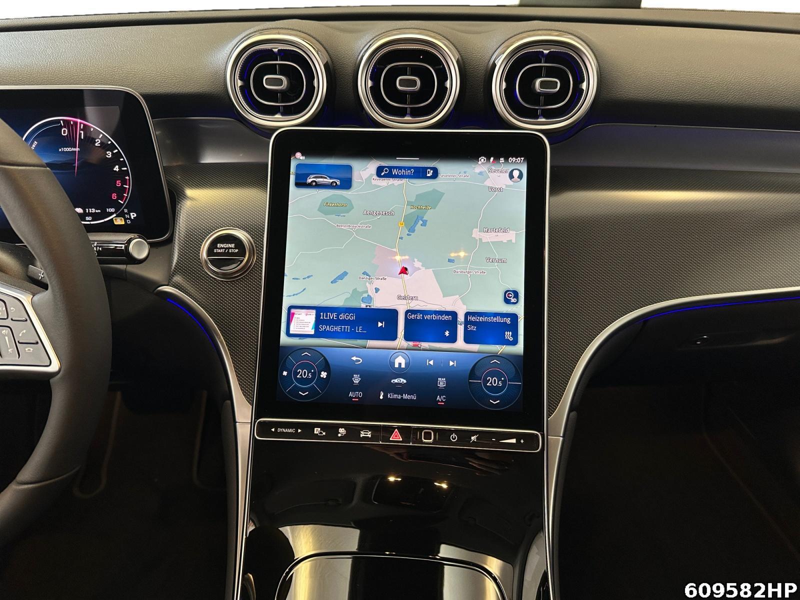 Fahrzeugabbildung Mercedes-Benz GLC 300 de 4M Avantgarde AHK Memory Kamera LED.