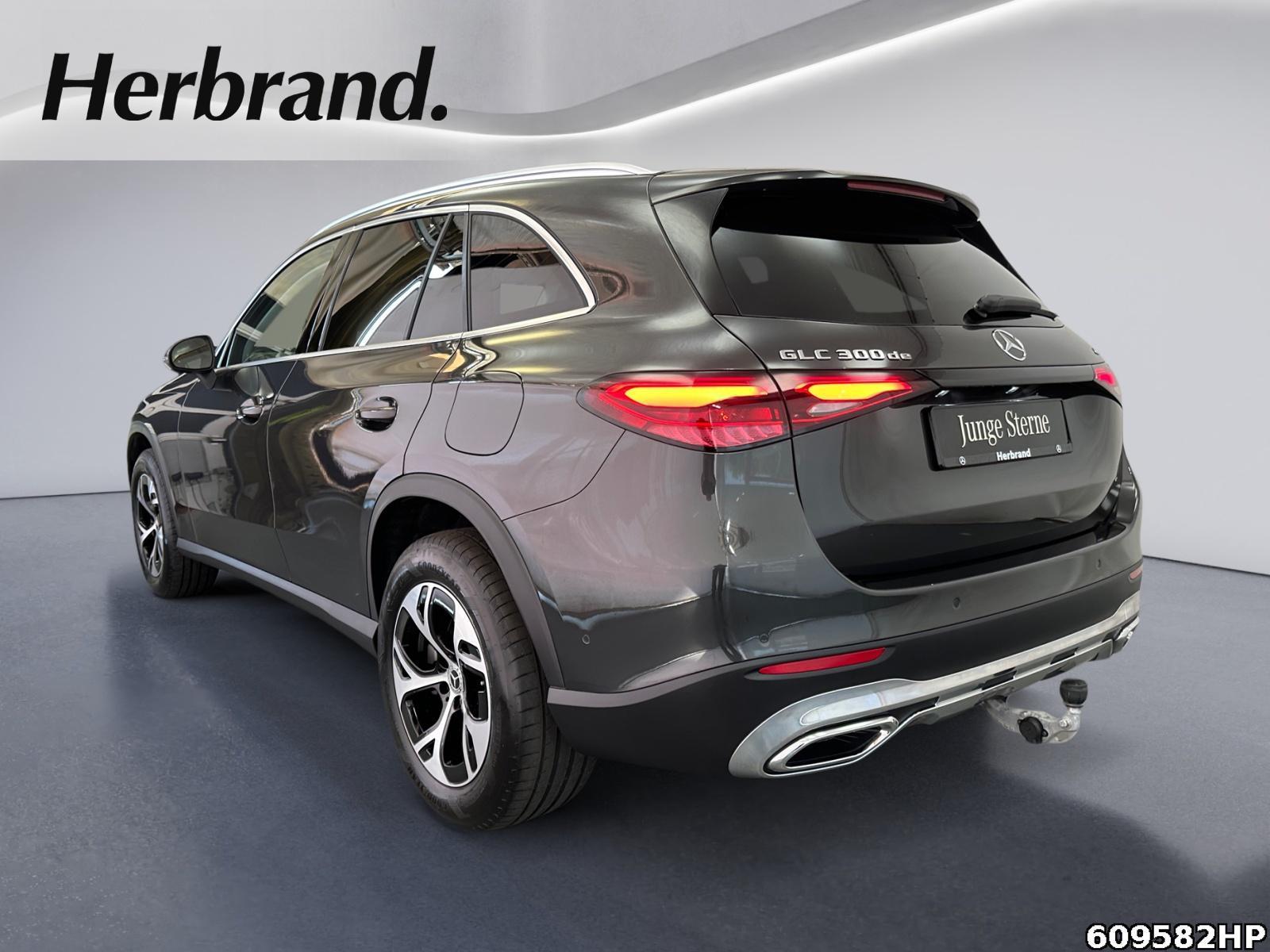 Fahrzeugabbildung Mercedes-Benz GLC 300 de 4M Avantgarde AHK Memory Kamera LED.