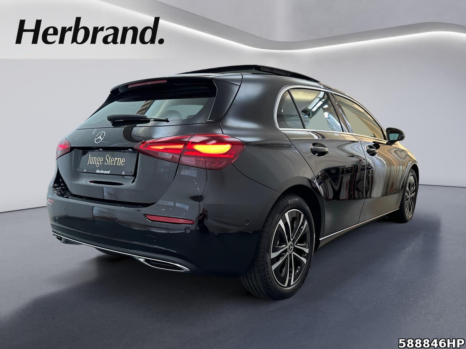 Fahrzeugabbildung Mercedes-Benz A 180 Progressive Pano Lenkradhzg Rückfahrkamer