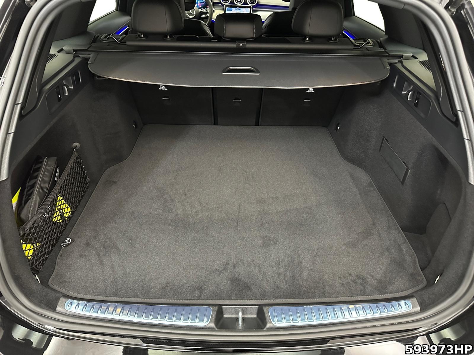 Fahrzeugabbildung Mercedes-Benz C 200 d T-Modell +AMG+AHK+MEMORY+DIGITAL+360°KA+
