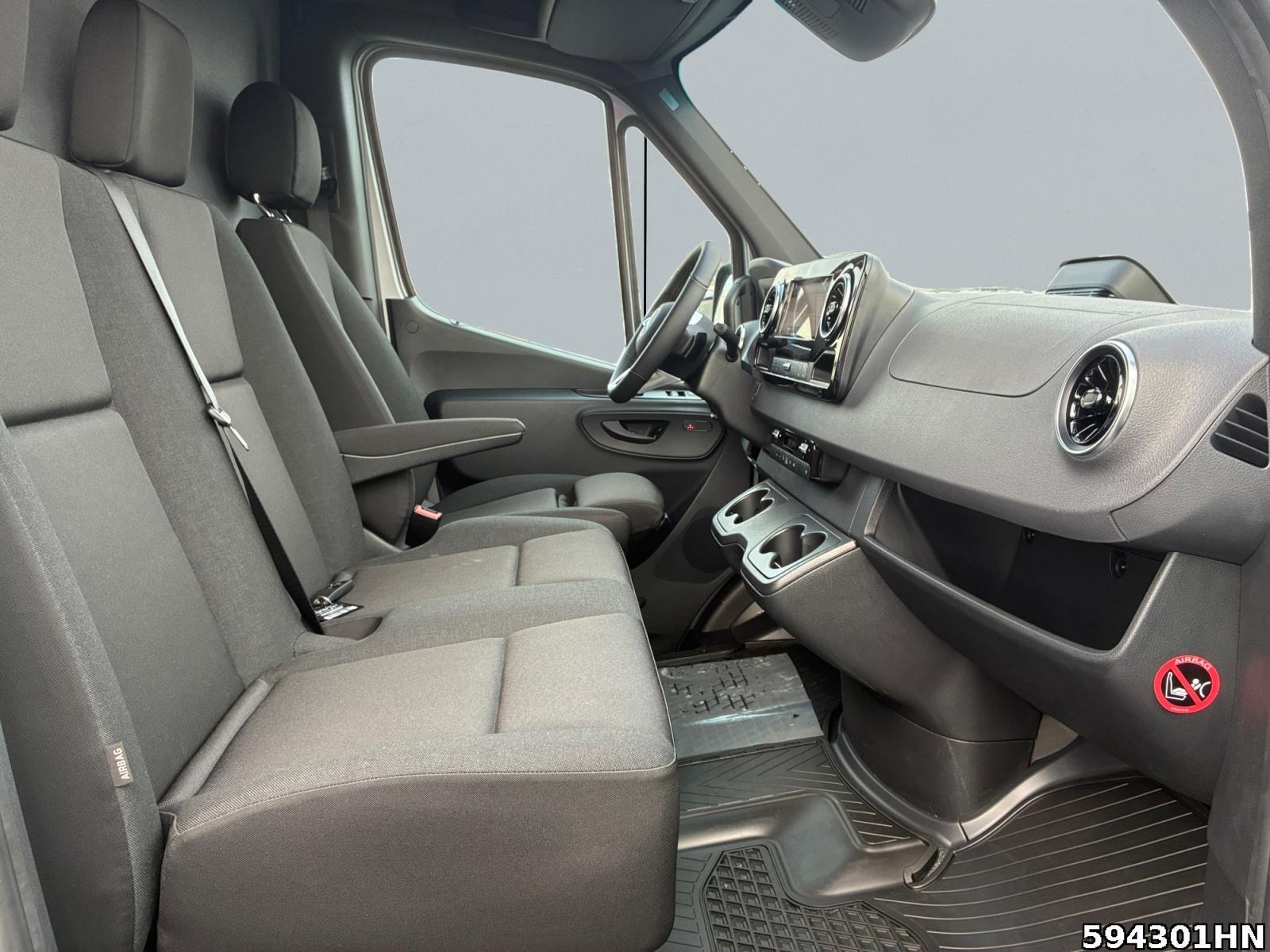 Fahrzeugabbildung Mercedes-Benz Sprinter 317 L2H2 SELECT *LED*AHK*AUTOMATIK*KAM*