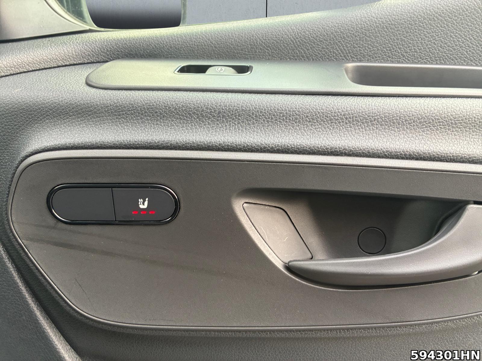 Fahrzeugabbildung Mercedes-Benz Sprinter 317 L2H2 SELECT *LED*AHK*AUTOMATIK*KAM*