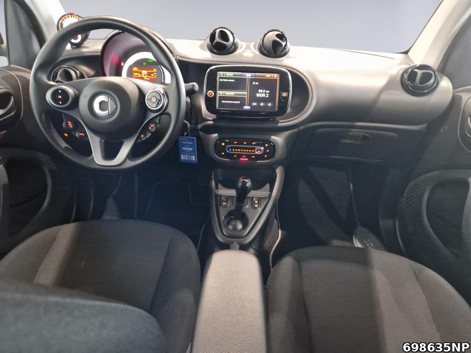 Fahrzeugabbildung Smart ForTwo EQ Cabrio Einparkhilfe hinten 22KW