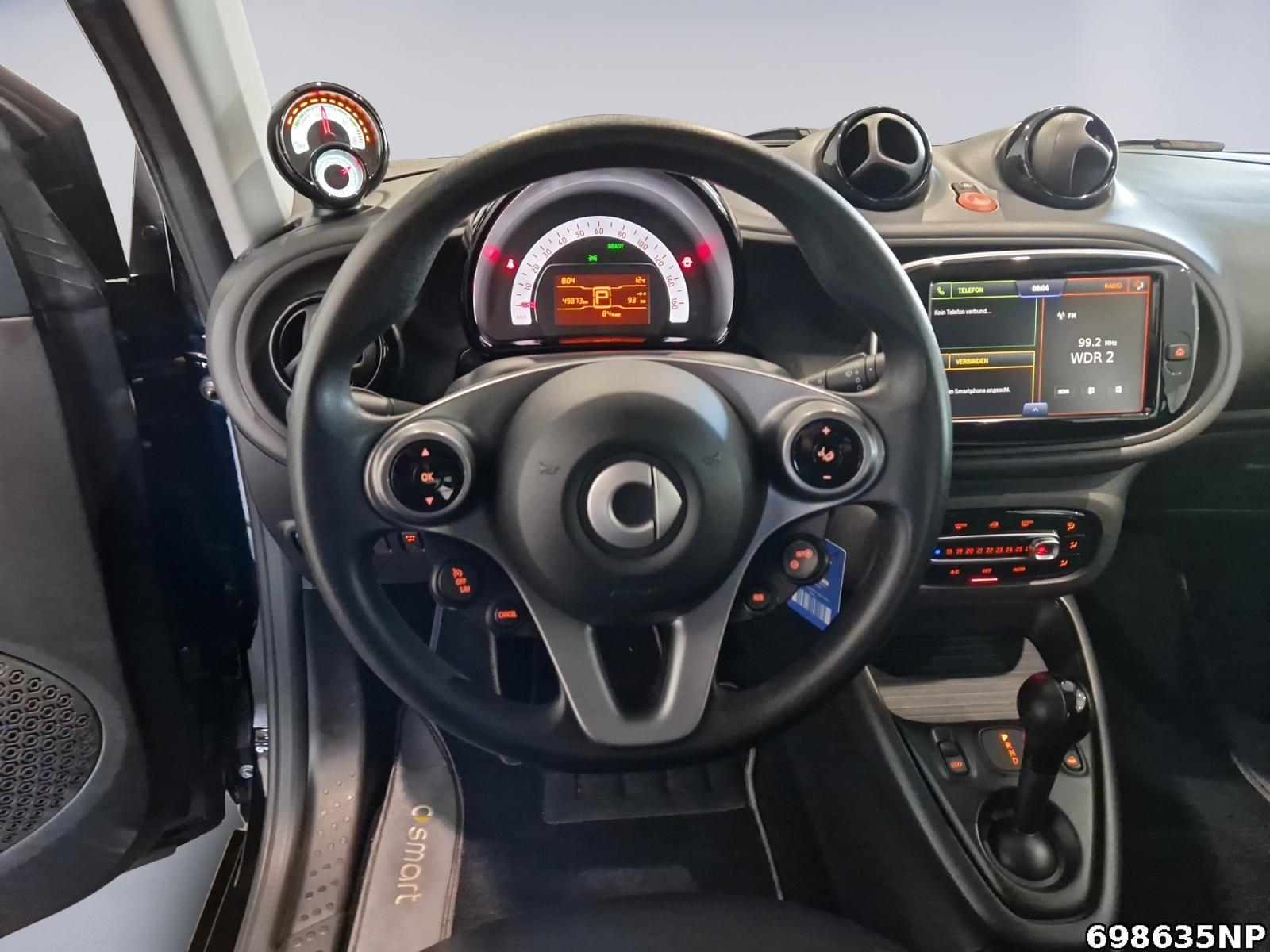 Fahrzeugabbildung Smart ForTwo EQ Cabrio Einparkhilfe hinten 22KW