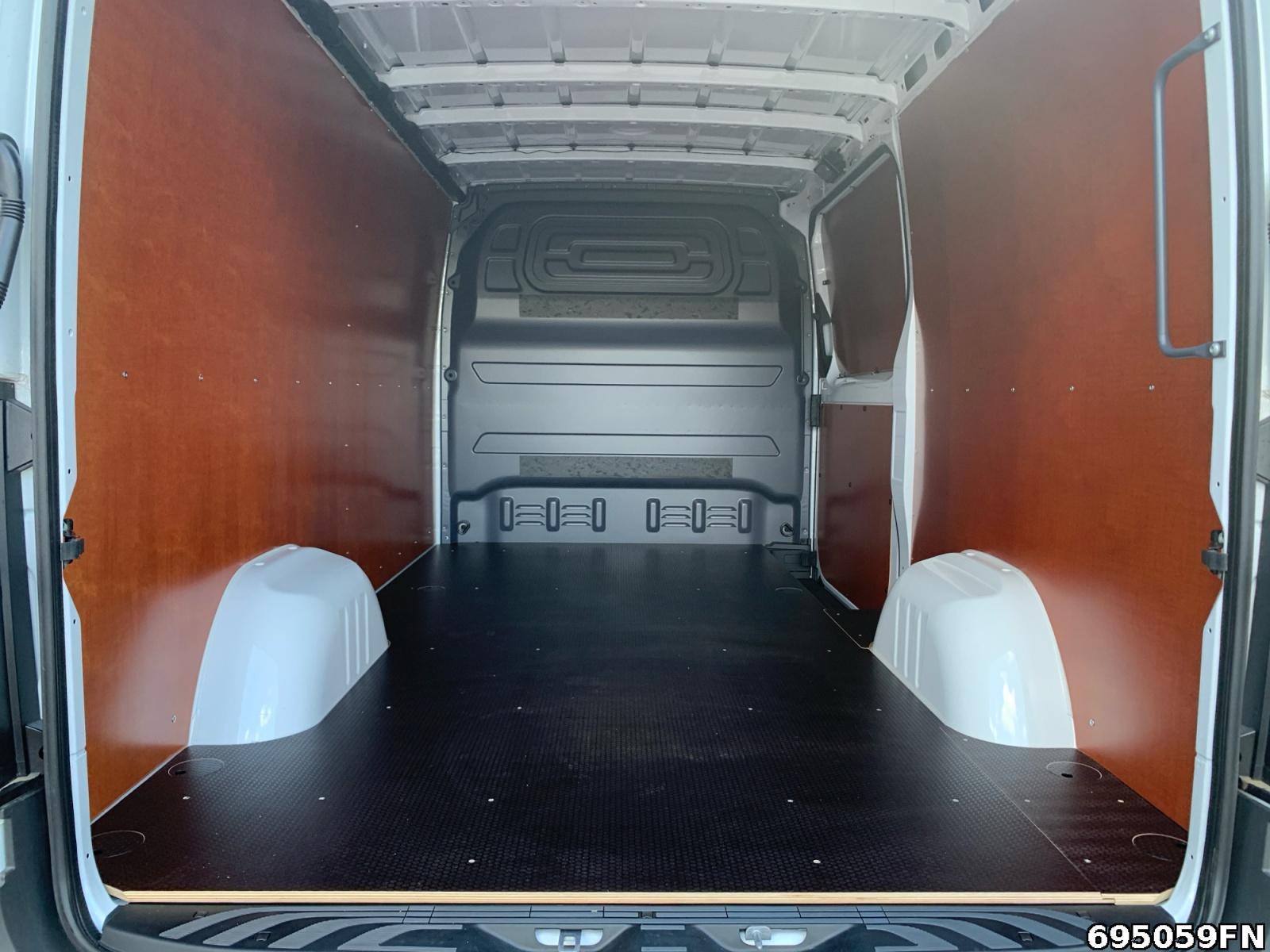 Fahrzeugabbildung Mercedes-Benz Sprinter 315 PRO L2H1 VORBER AHK 3,5*KLIMA*AUTOM