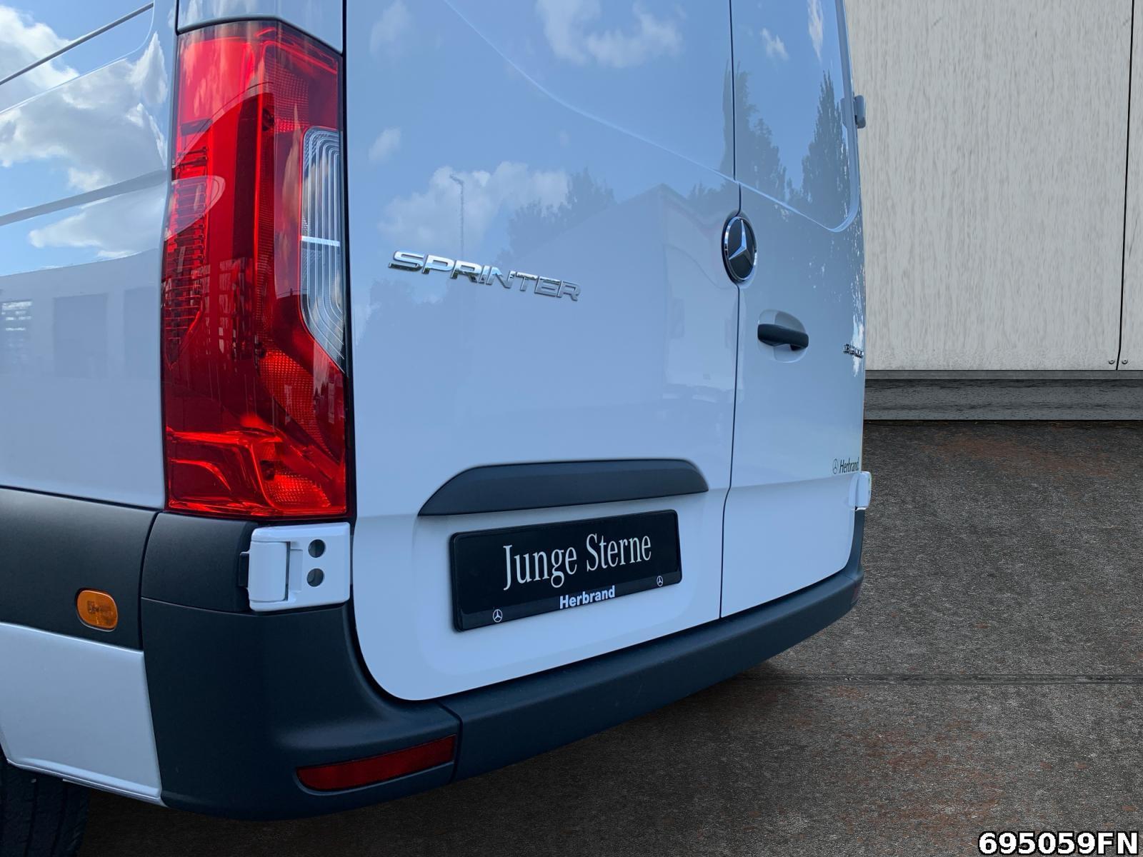 Fahrzeugabbildung Mercedes-Benz Sprinter 315 PRO L2H1 VORBER AHK 3,5*KLIMA*AUTOM