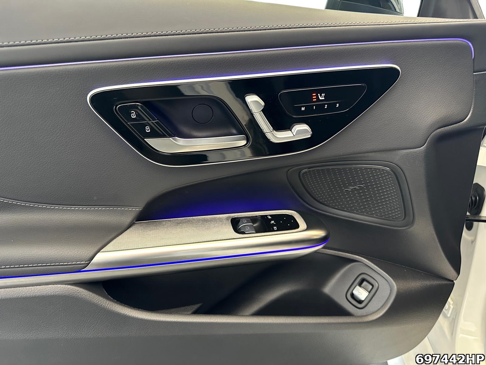 Fahrzeugabbildung Mercedes-Benz CLE 220 d AMG Coupé Pano Night 360° CarPlay 20