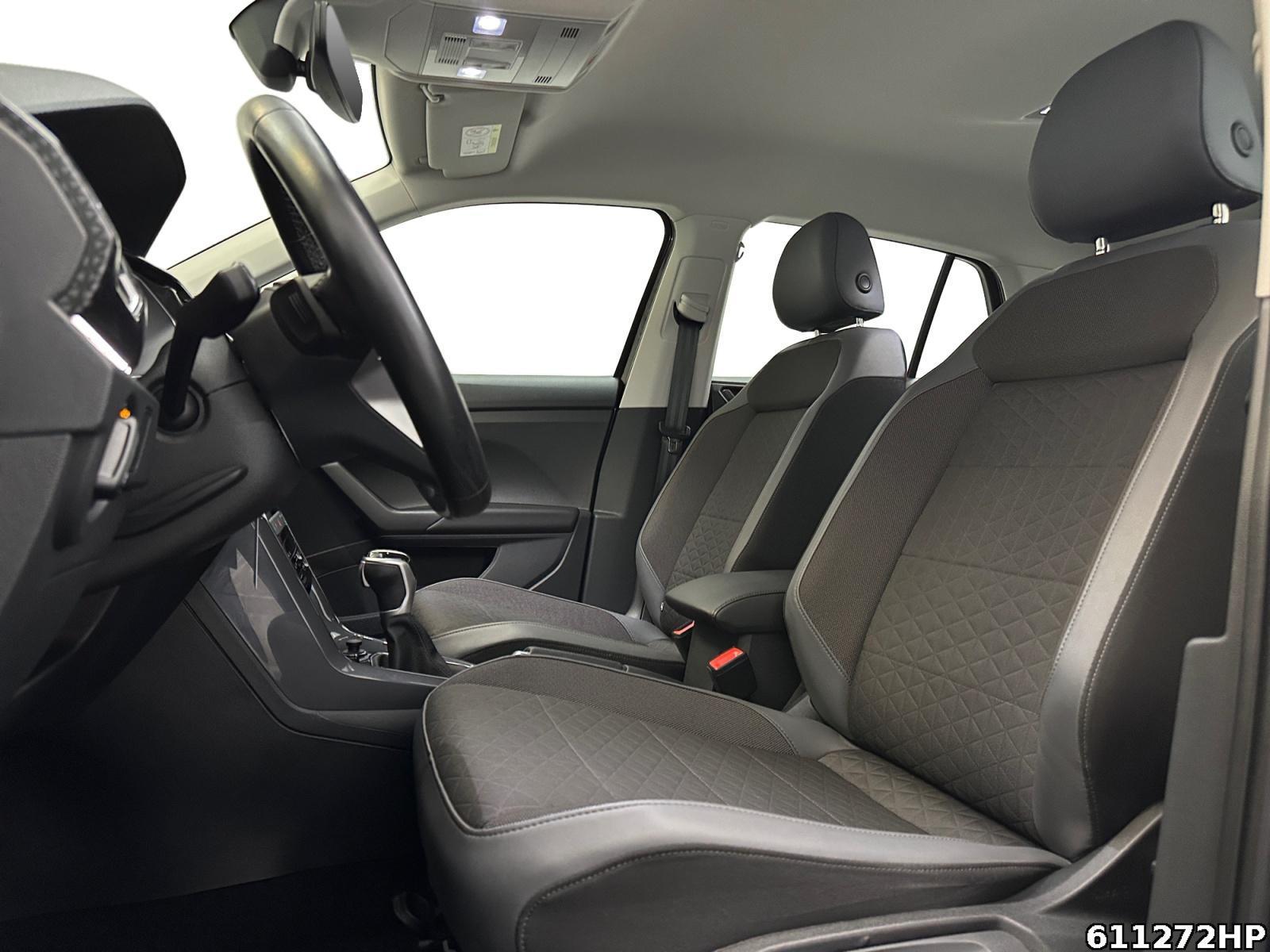 Fahrzeugabbildung Volkswagen T-Cross 1.5 TSI Style OPF DAB+ LED AHK