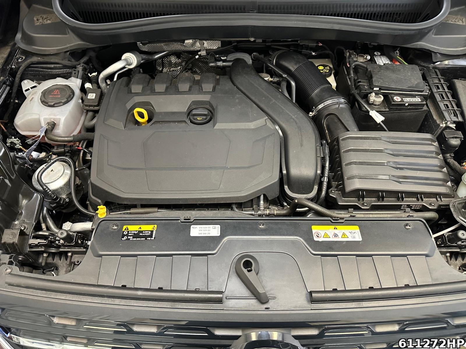 Fahrzeugabbildung Volkswagen T-Cross 1.5 TSI Style OPF DAB+ LED AHK