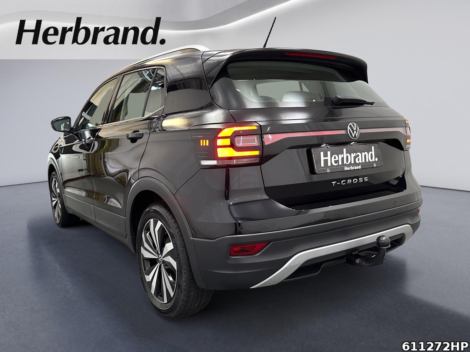 Fahrzeugabbildung Volkswagen T-Cross 1.5 TSI Style OPF DAB+ LED AHK