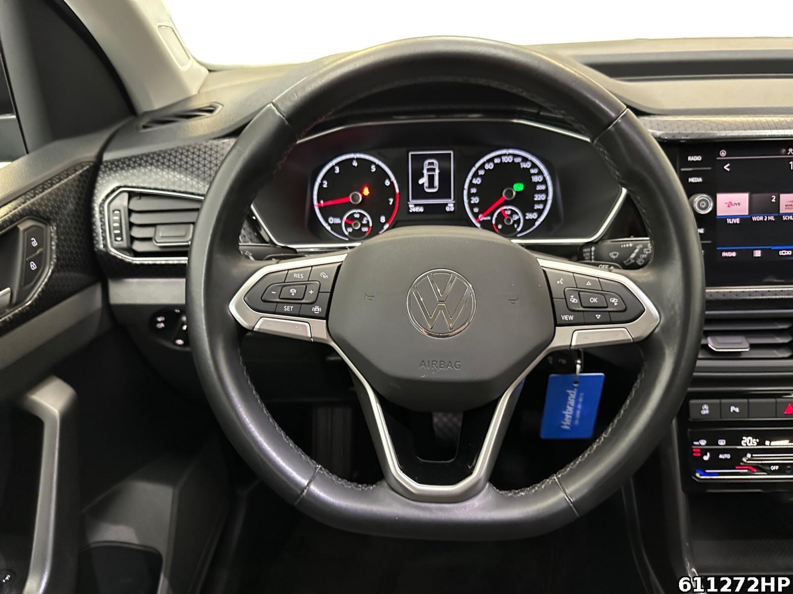 Fahrzeugabbildung Volkswagen T-Cross 1.5 TSI Style OPF DAB+ LED AHK