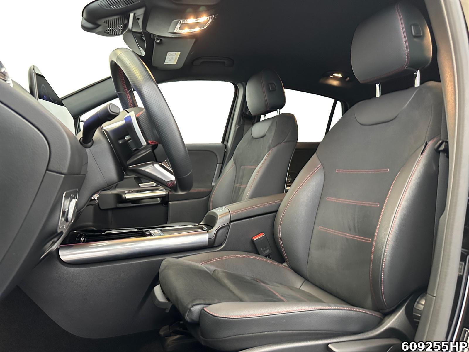 Fahrzeugabbildung Mercedes-Benz EQA 4M AMG AHK DISTRONIC Totwinkel Alarmanl.