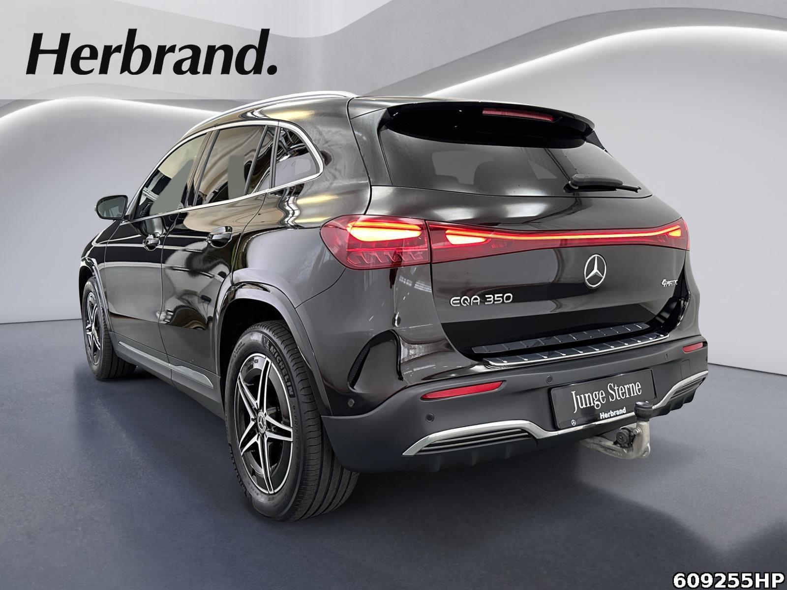Fahrzeugabbildung Mercedes-Benz EQA 4M AMG AHK DISTRONIC Totwinkel Alarmanl.