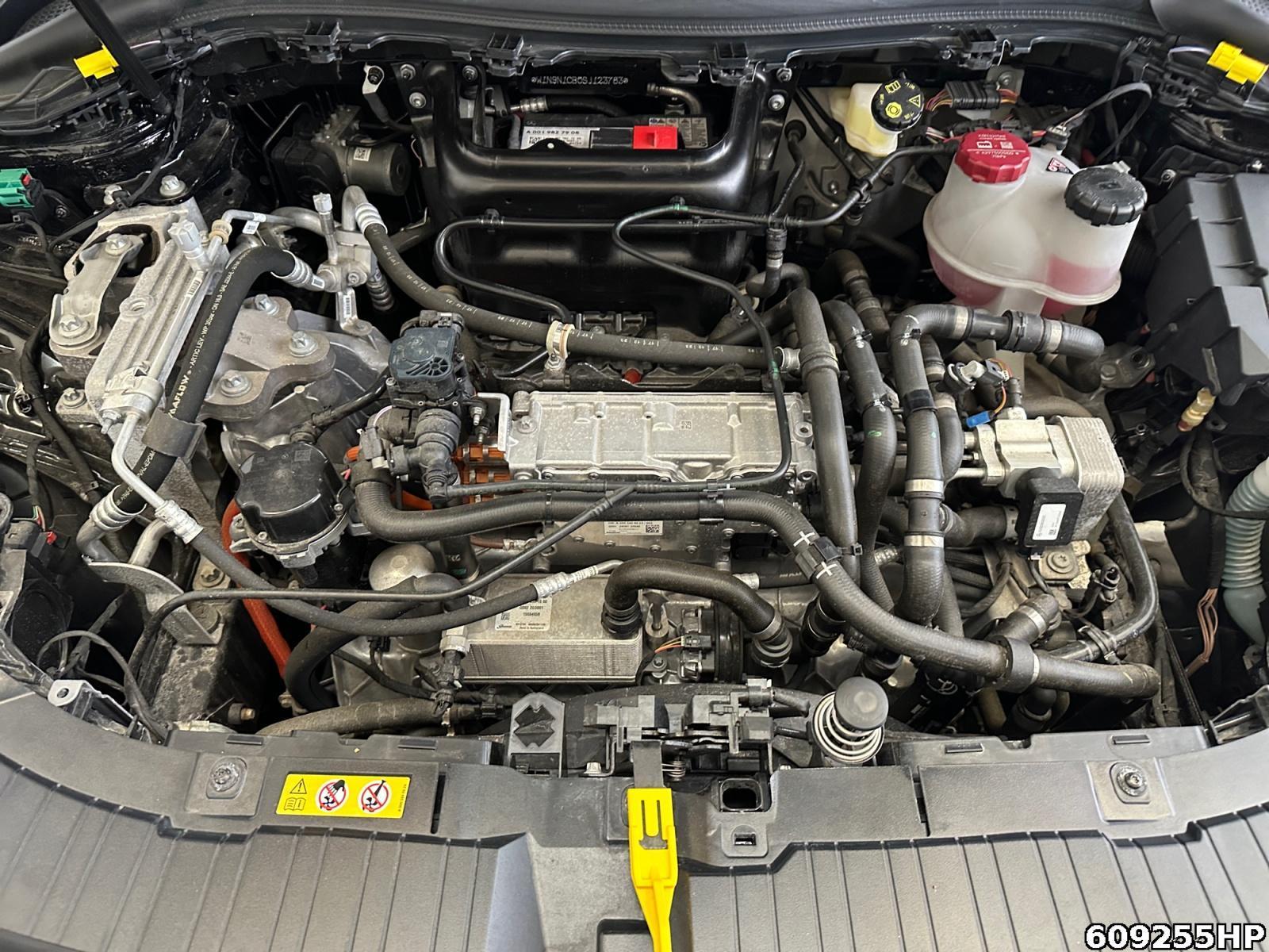 Fahrzeugabbildung Mercedes-Benz EQA 4M AMG AHK DISTRONIC Totwinkel Alarmanl.