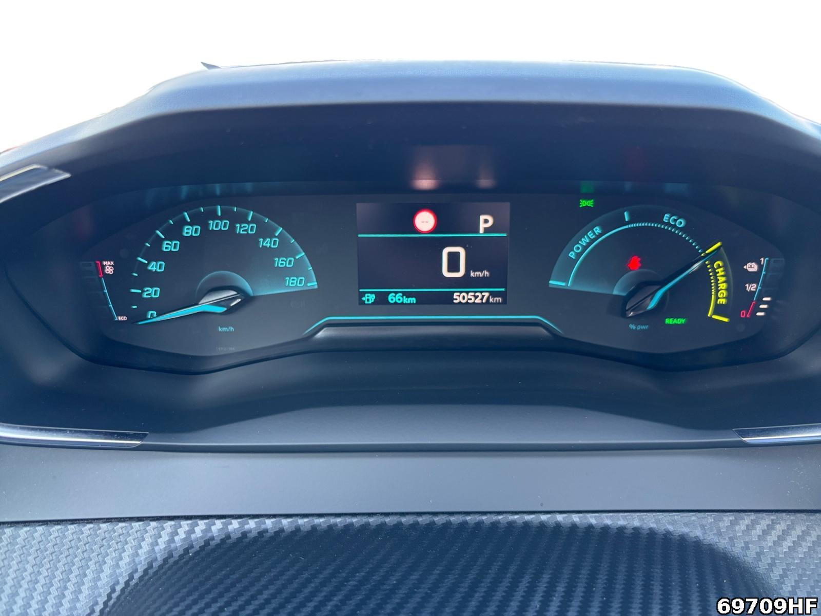 Fahrzeugabbildung Peugeot 2008 (e-)Active