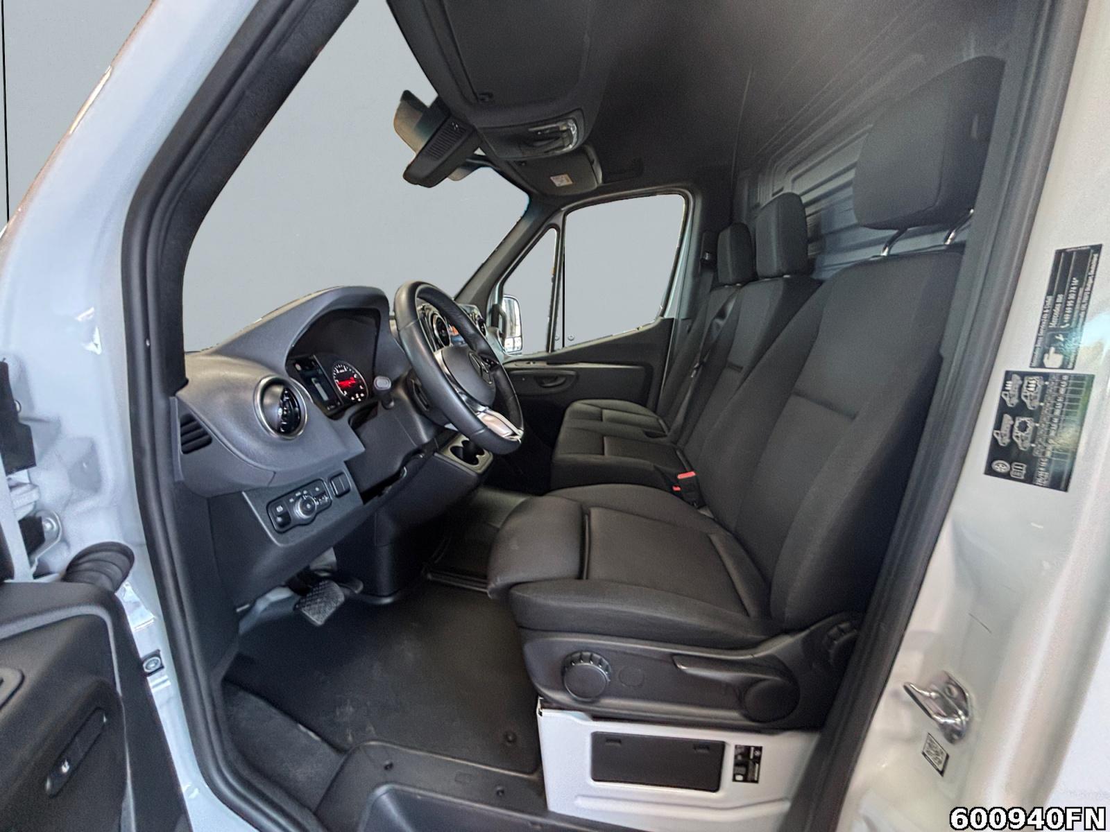 Fahrzeugabbildung Mercedes-Benz Sprinter 317 CDI L3*Navi*Lederlenkrad*LED Lader