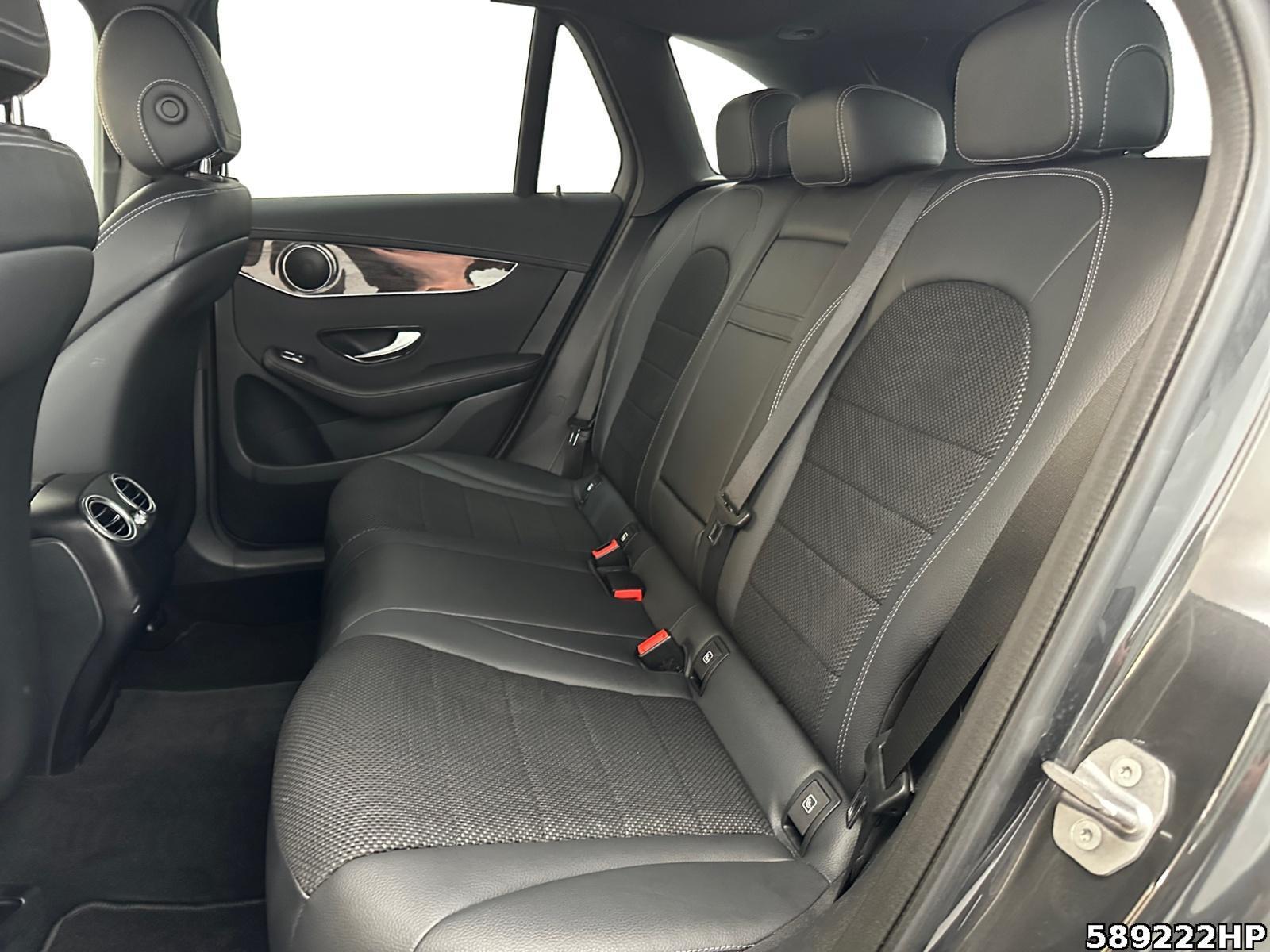Fahrzeugabbildung Mercedes-Benz GLC 220 d 4M OFF-ROAD AHK Kamera 18
